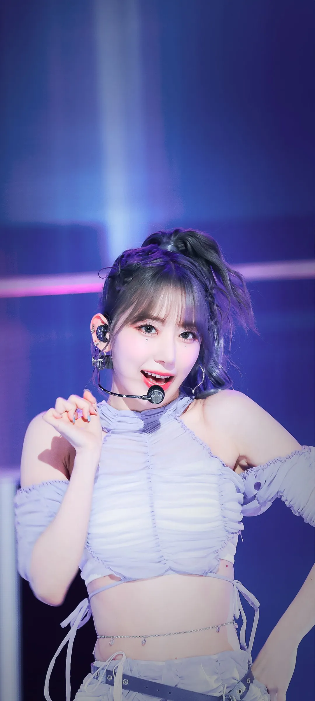 Fond d'écran de verrouillage mobile Sakura Miyawaki 4K HD télécharger — IZ*ONE, LE SSERAFIM