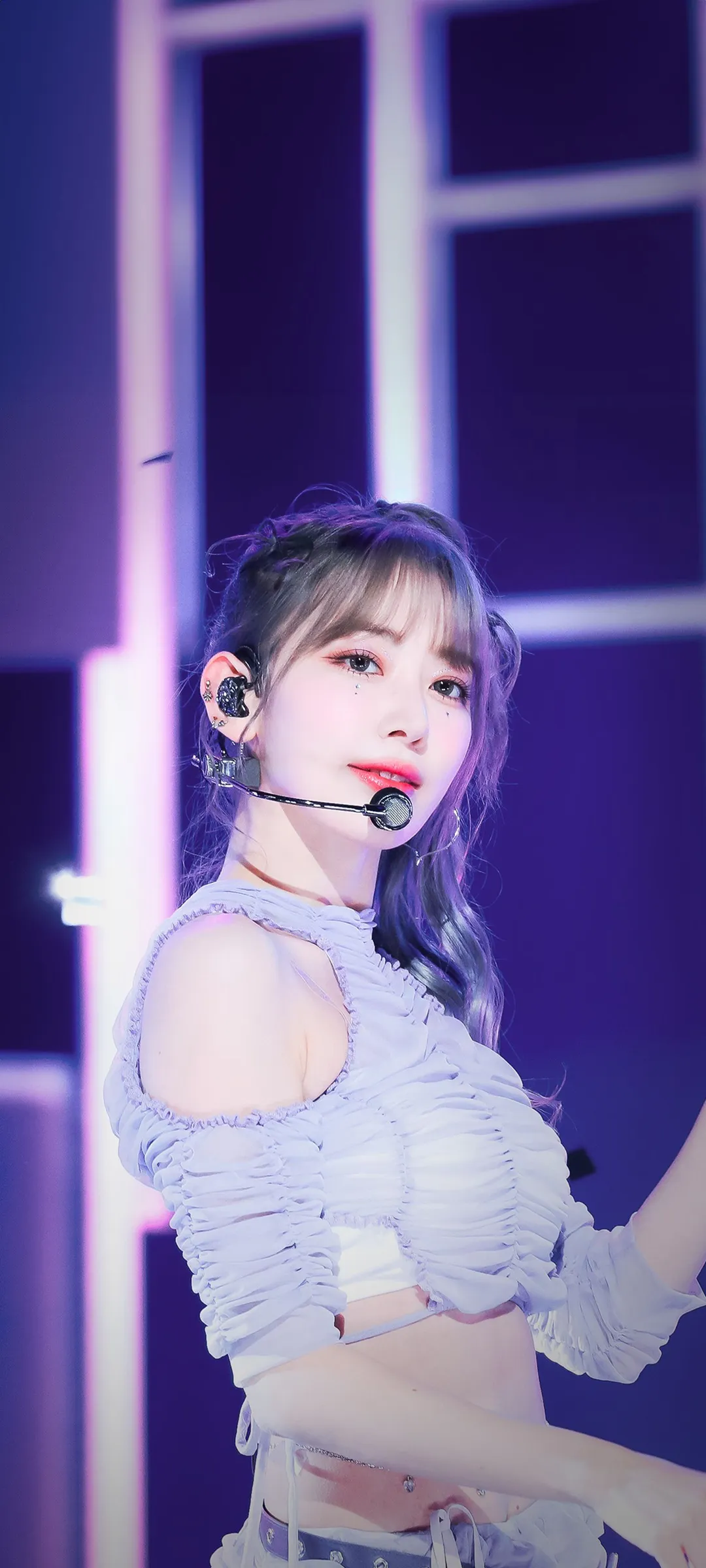 Fond d'écran de verrouillage mobile Sakura Miyawaki 4K HD télécharger — IZ*ONE, LE SSERAFIM