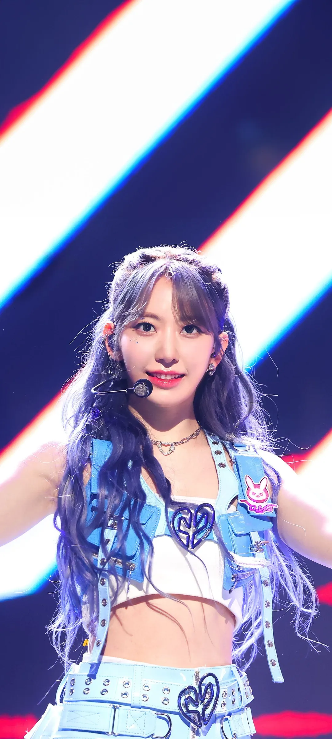 Fond d'écran de verrouillage mobile Sakura Miyawaki 4K HD télécharger — IZ*ONE, LE SSERAFIM