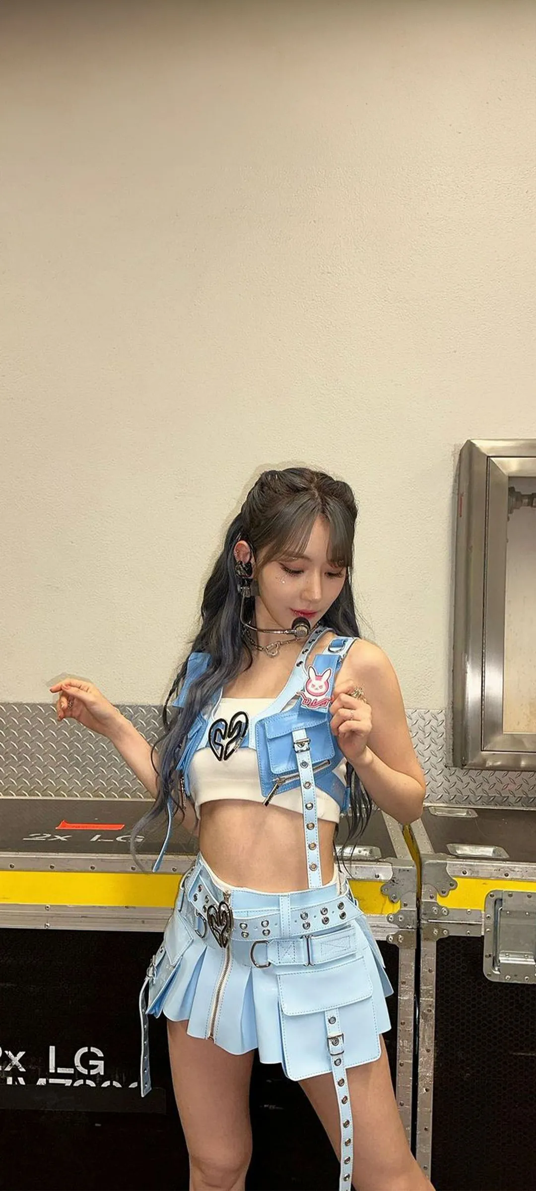 Fond d'écran de verrouillage mobile Sakura Miyawaki 4K HD télécharger — IZ*ONE, LE SSERAFIM