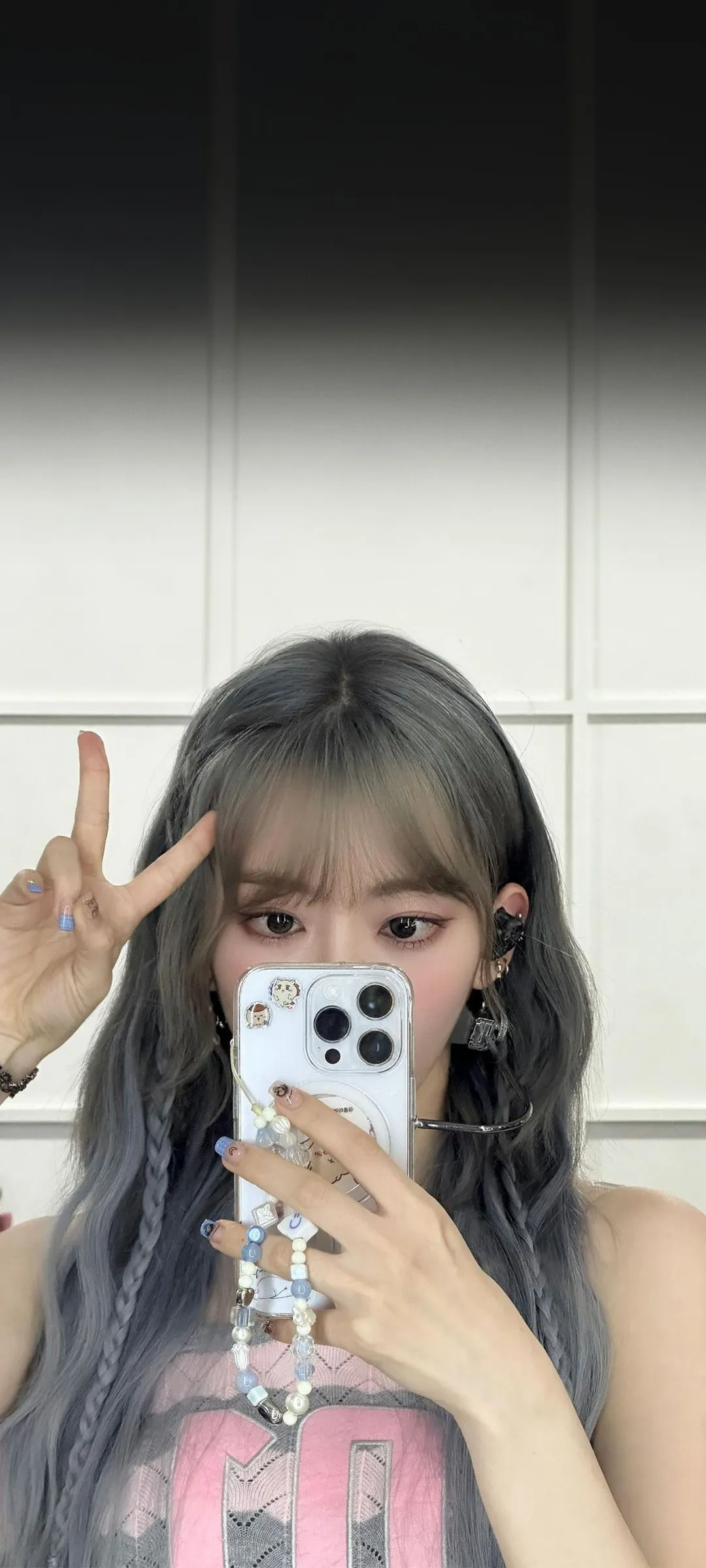 Fond d'écran de verrouillage mobile Sakura Miyawaki 4K HD télécharger — IZ*ONE, LE SSERAFIM