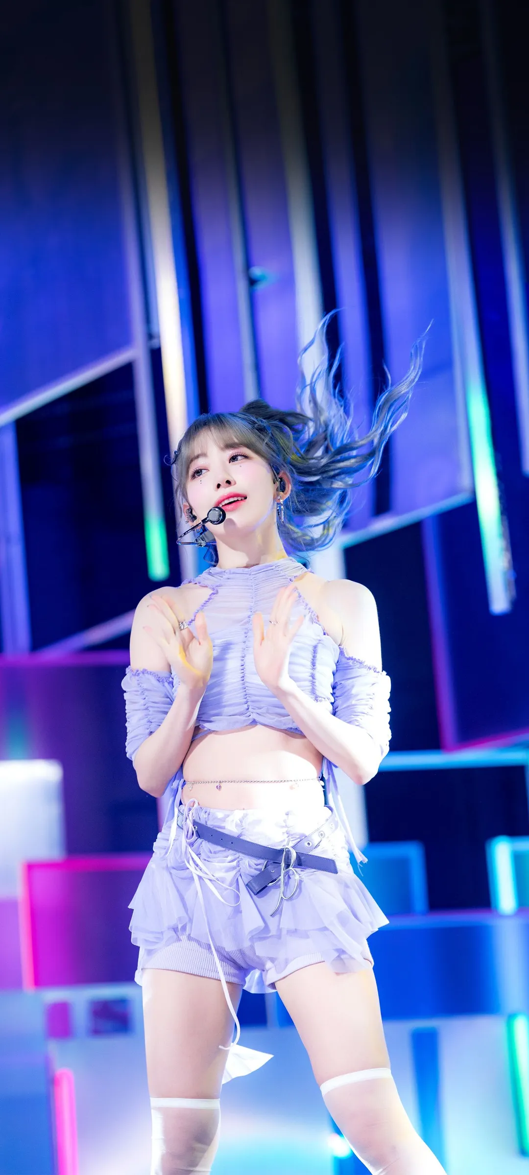 Fond d'écran de verrouillage mobile Sakura Miyawaki 4K HD télécharger — IZ*ONE, LE SSERAFIM