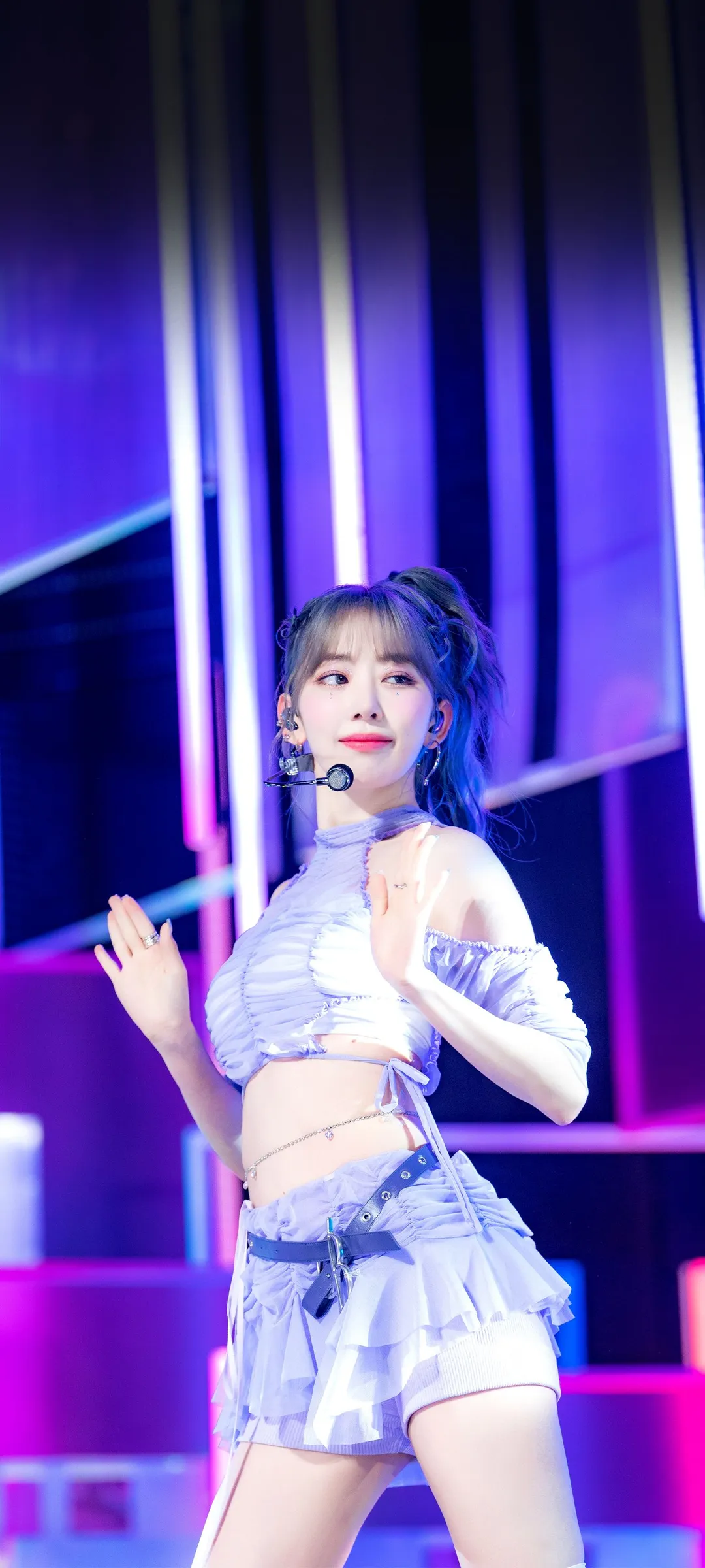 Fond d'écran de verrouillage mobile Sakura Miyawaki 4K HD télécharger — IZ*ONE, LE SSERAFIM