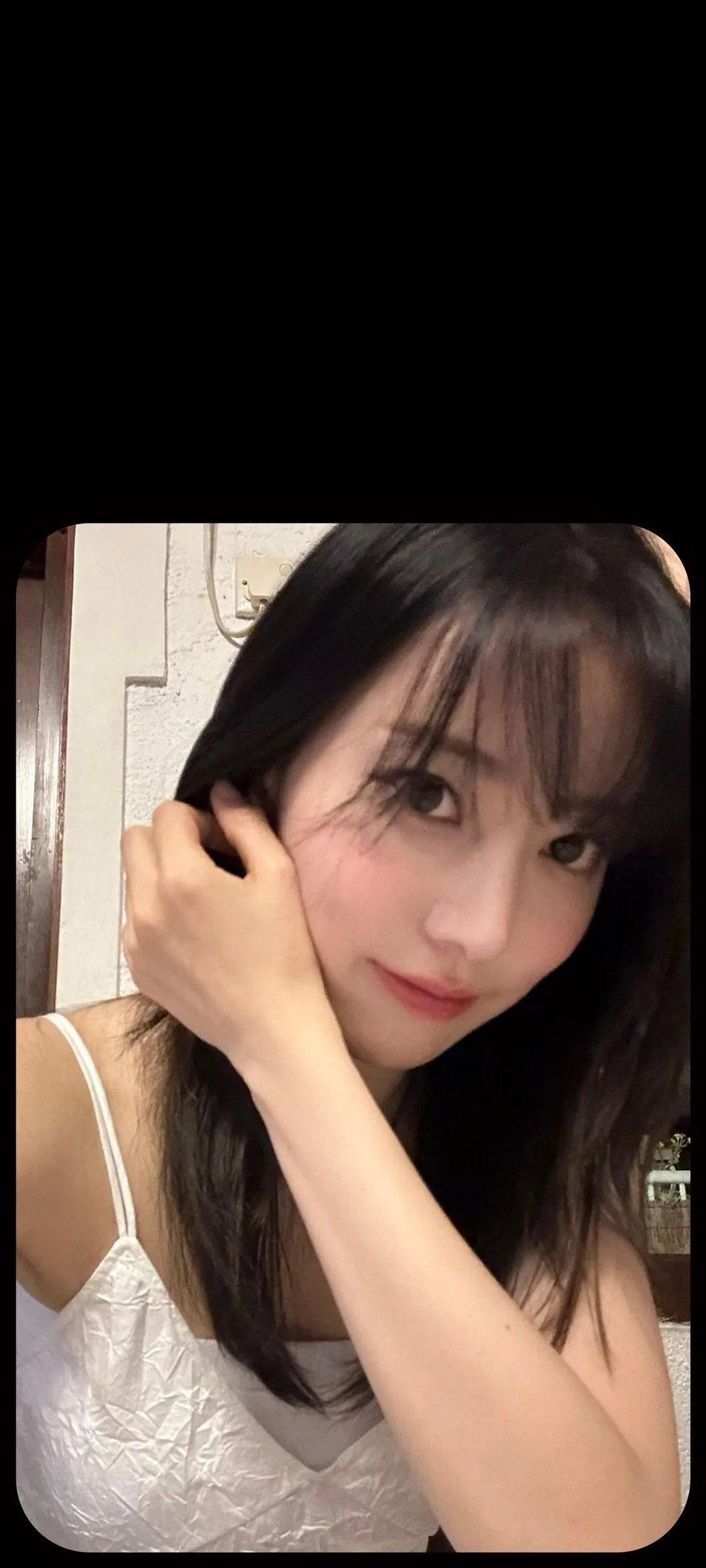 Fond d'écran de verrouillage mobile Sakura Miyawaki 4K HD télécharger — IZ*ONE, LE SSERAFIM
