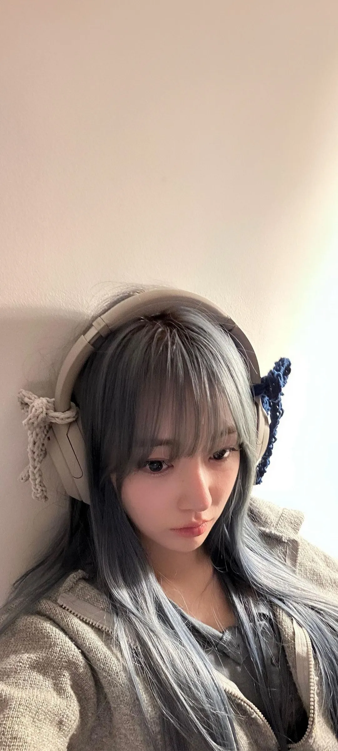 Fond d'écran de verrouillage mobile Sakura Miyawaki 4K HD télécharger — IZ*ONE, LE SSERAFIM