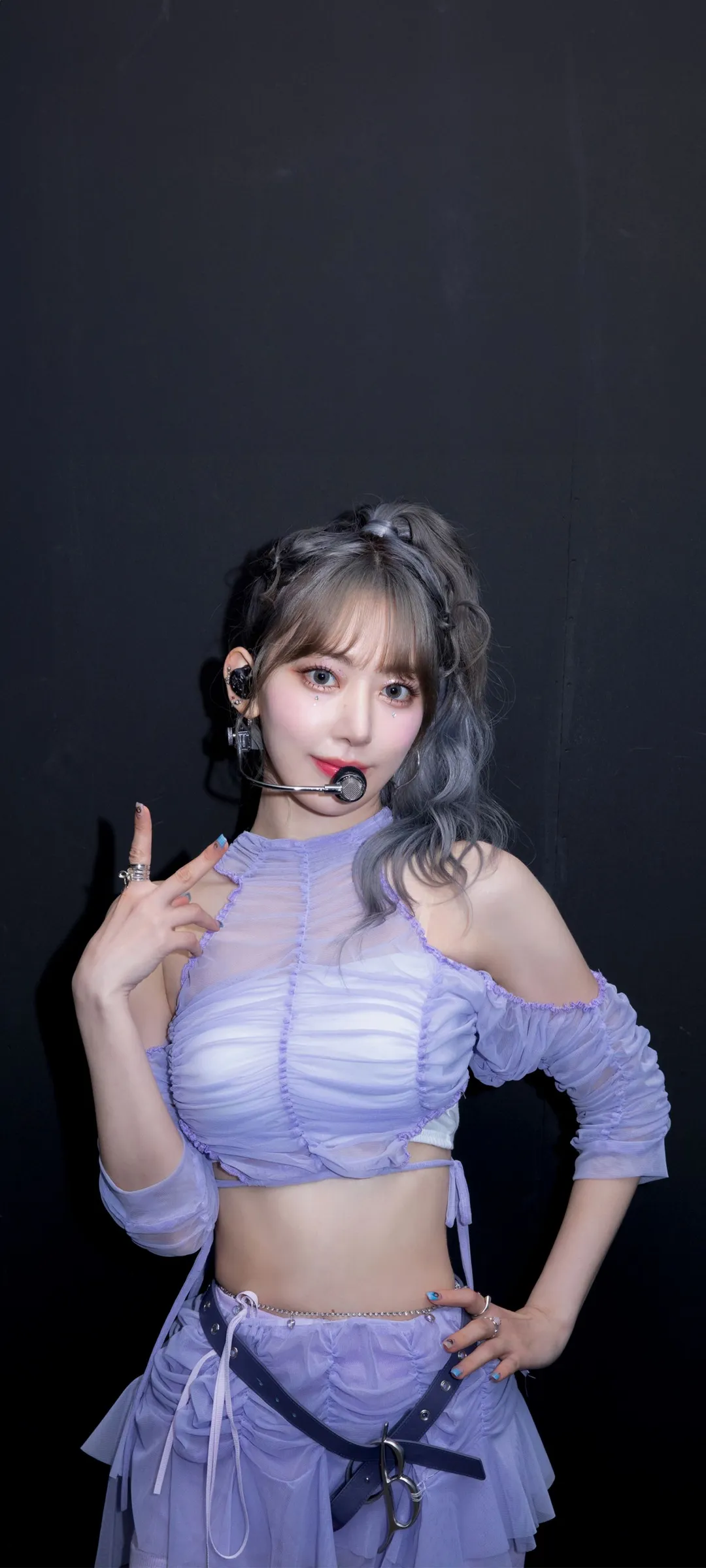 Fond d'écran de verrouillage mobile Sakura Miyawaki 4K HD télécharger — IZ*ONE, LE SSERAFIM