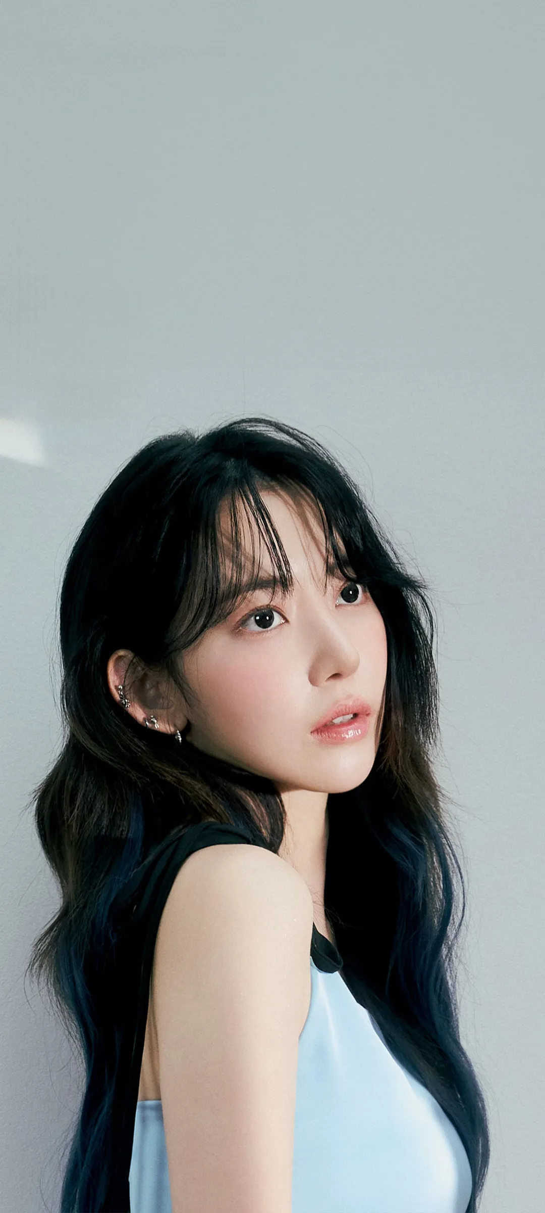 Fond d'écran de verrouillage mobile Sakura Miyawaki 4K HD télécharger — IZ*ONE, LE SSERAFIM