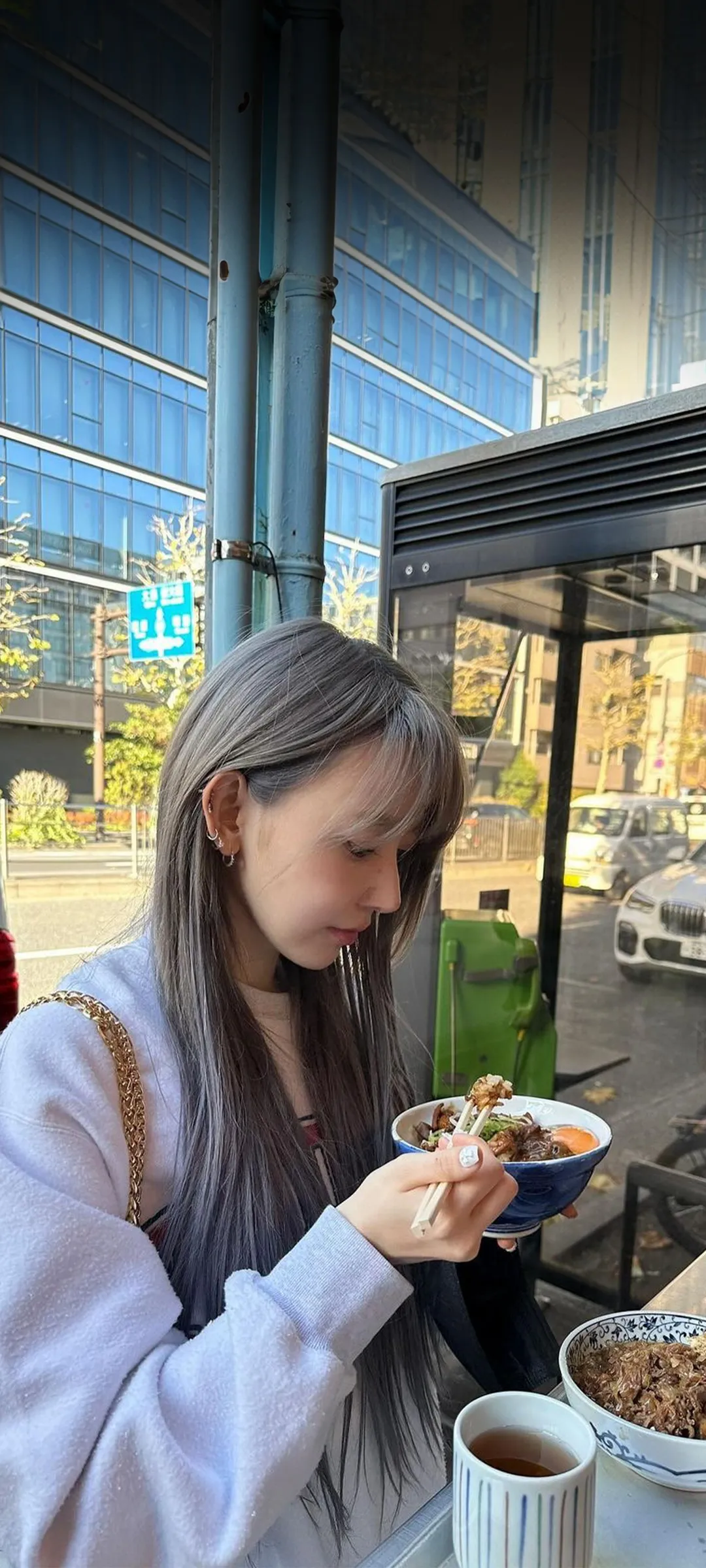 Fond d'écran de verrouillage mobile Sakura Miyawaki 4K HD télécharger — IZ*ONE, LE SSERAFIM