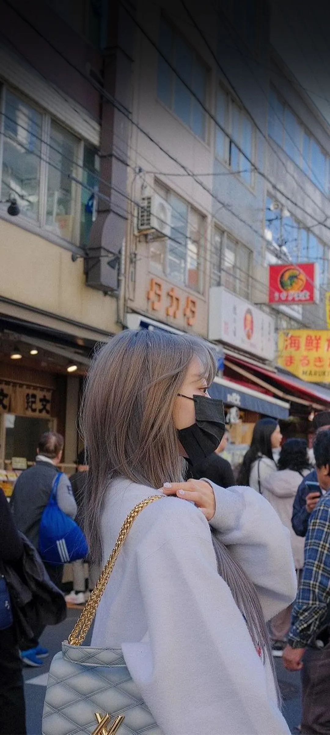 Fond d'écran de verrouillage mobile Sakura Miyawaki 4K HD télécharger — IZ*ONE, LE SSERAFIM