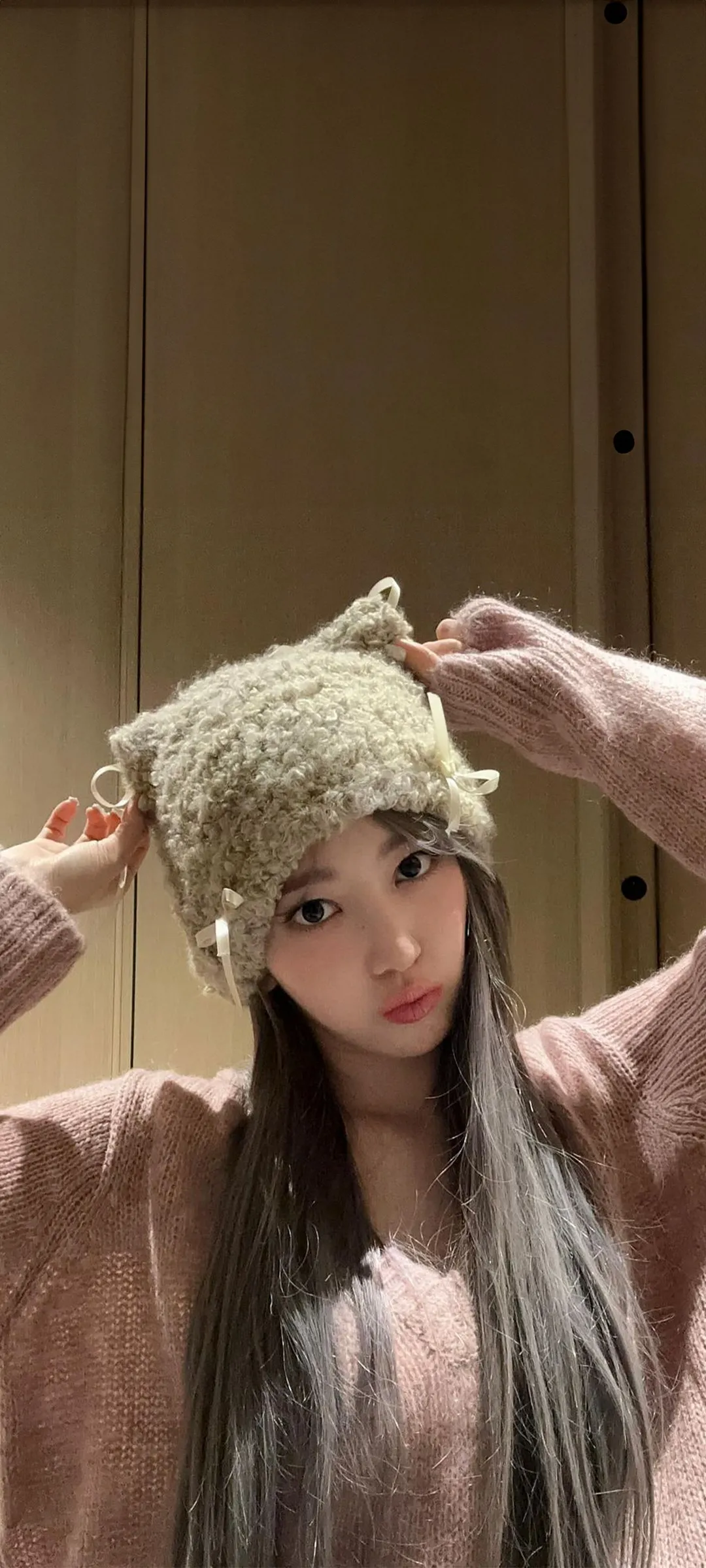Fond d'écran de verrouillage mobile Sakura Miyawaki 4K HD télécharger — IZ*ONE, LE SSERAFIM