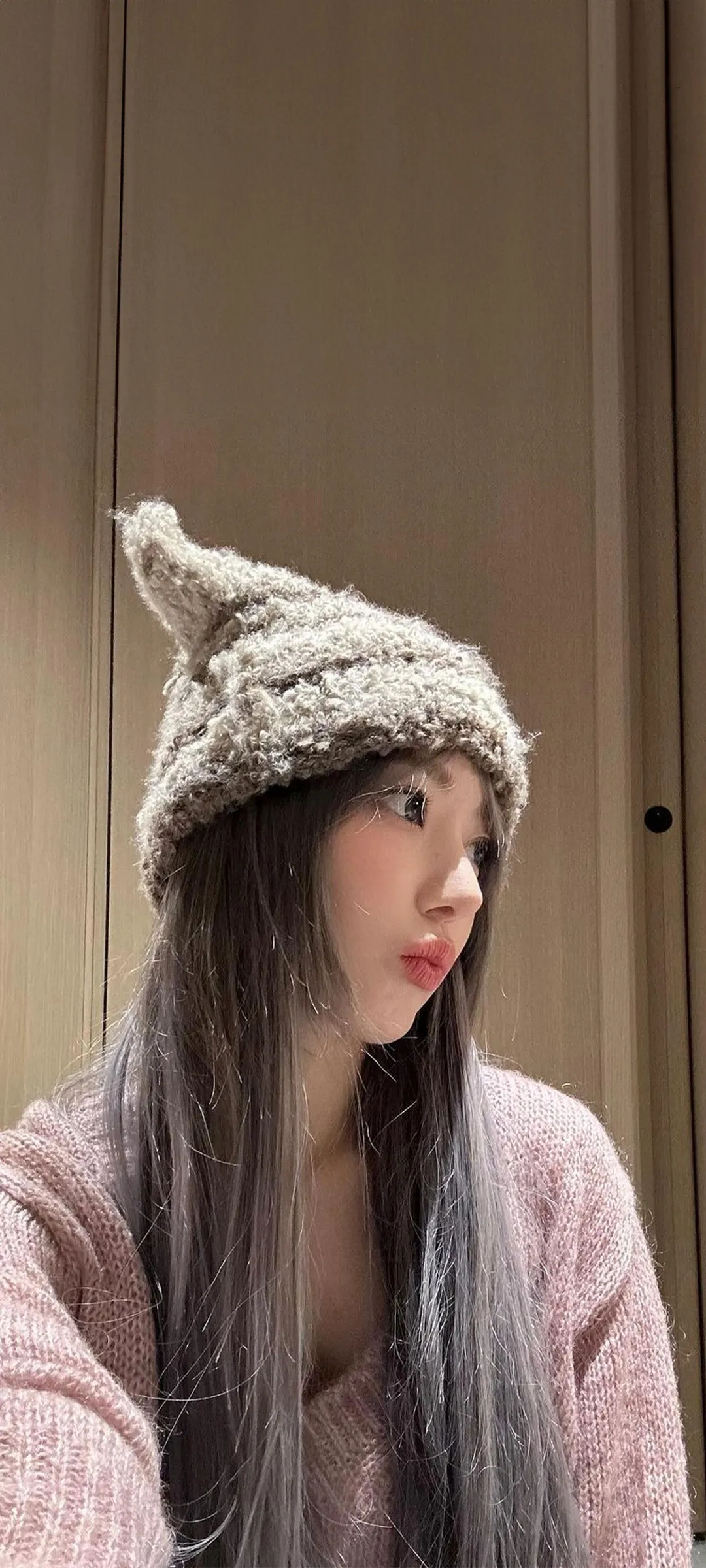 Fond d'écran de verrouillage mobile Sakura Miyawaki 4K HD télécharger — IZ*ONE, LE SSERAFIM