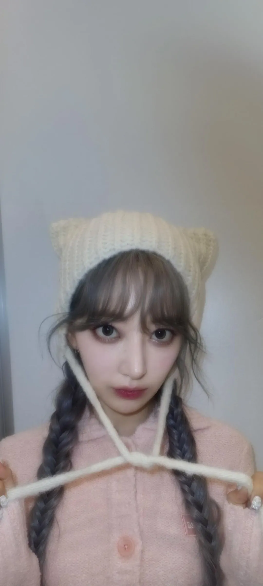 Fond d'écran de verrouillage mobile Sakura Miyawaki 4K HD télécharger — IZ*ONE, LE SSERAFIM