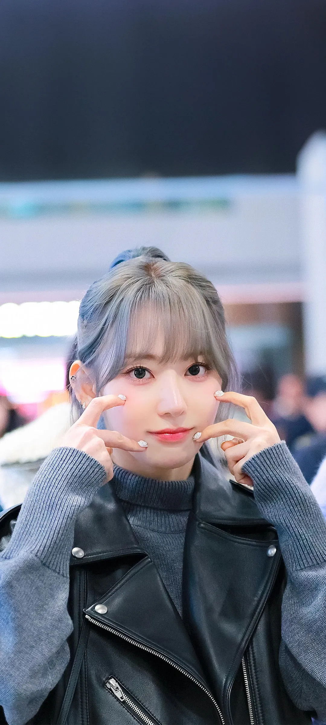 Fond d'écran de verrouillage mobile Sakura Miyawaki 4K HD télécharger — IZ*ONE, LE SSERAFIM