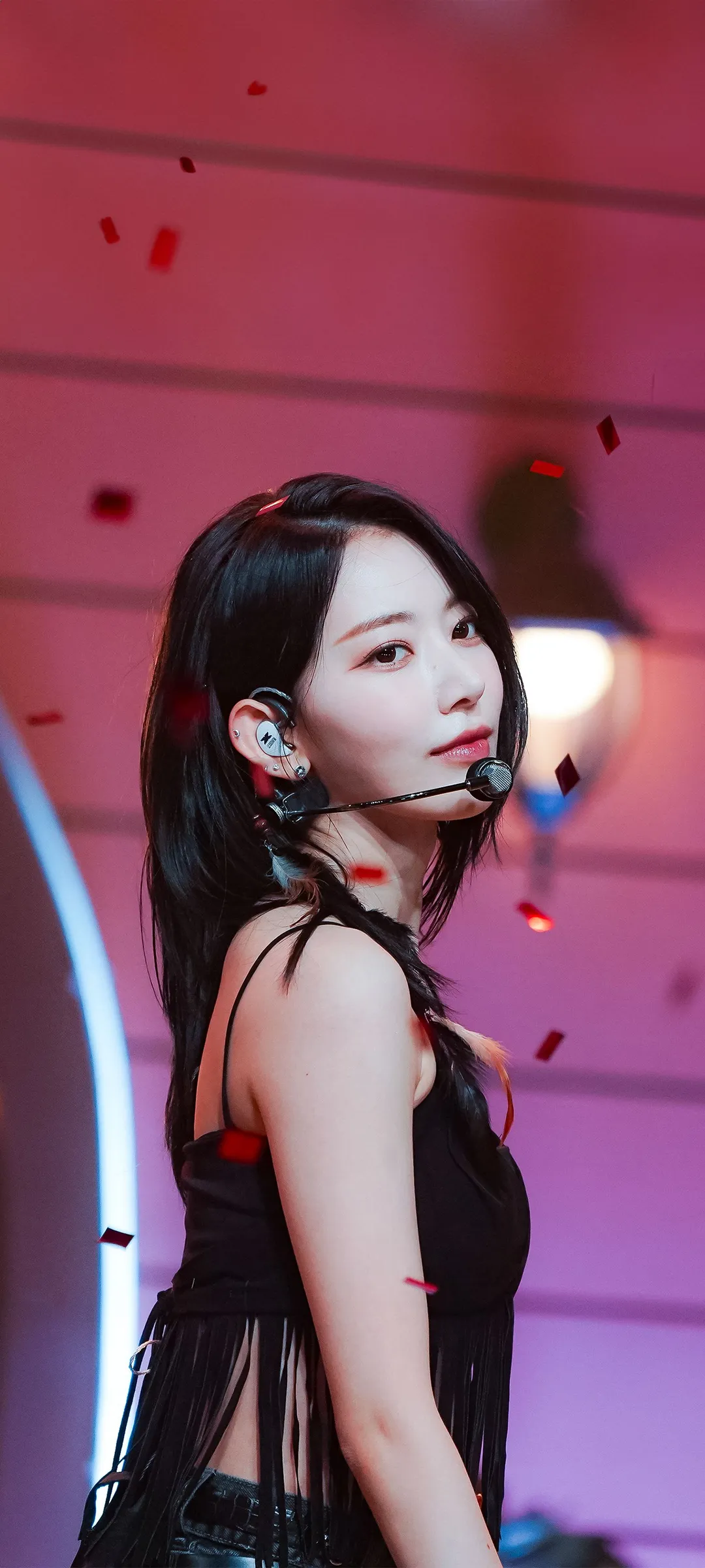 Fond d'écran de verrouillage mobile Sakura Miyawaki 4K HD télécharger — IZ*ONE, LE SSERAFIM