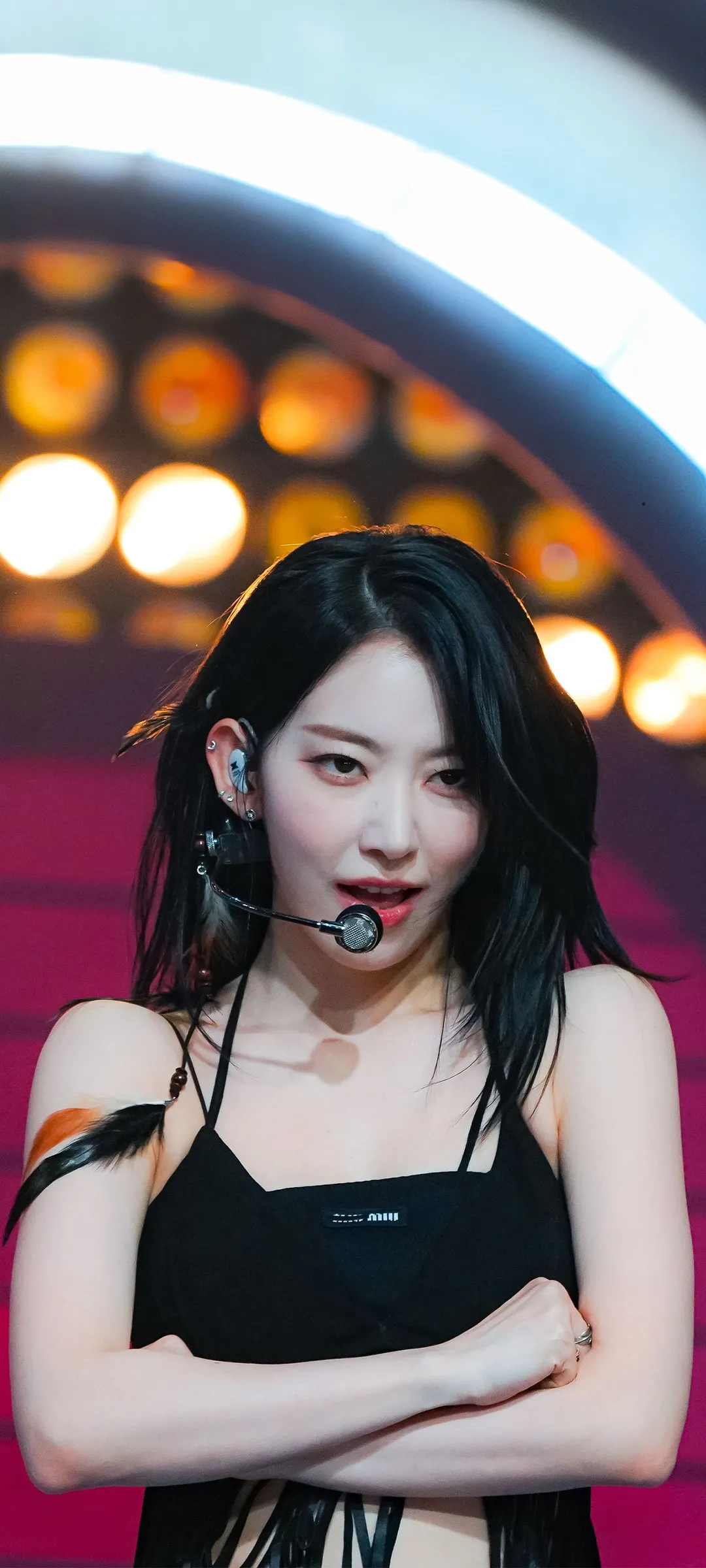 Fond d'écran de verrouillage mobile Sakura Miyawaki 4K HD télécharger — IZ*ONE, LE SSERAFIM
