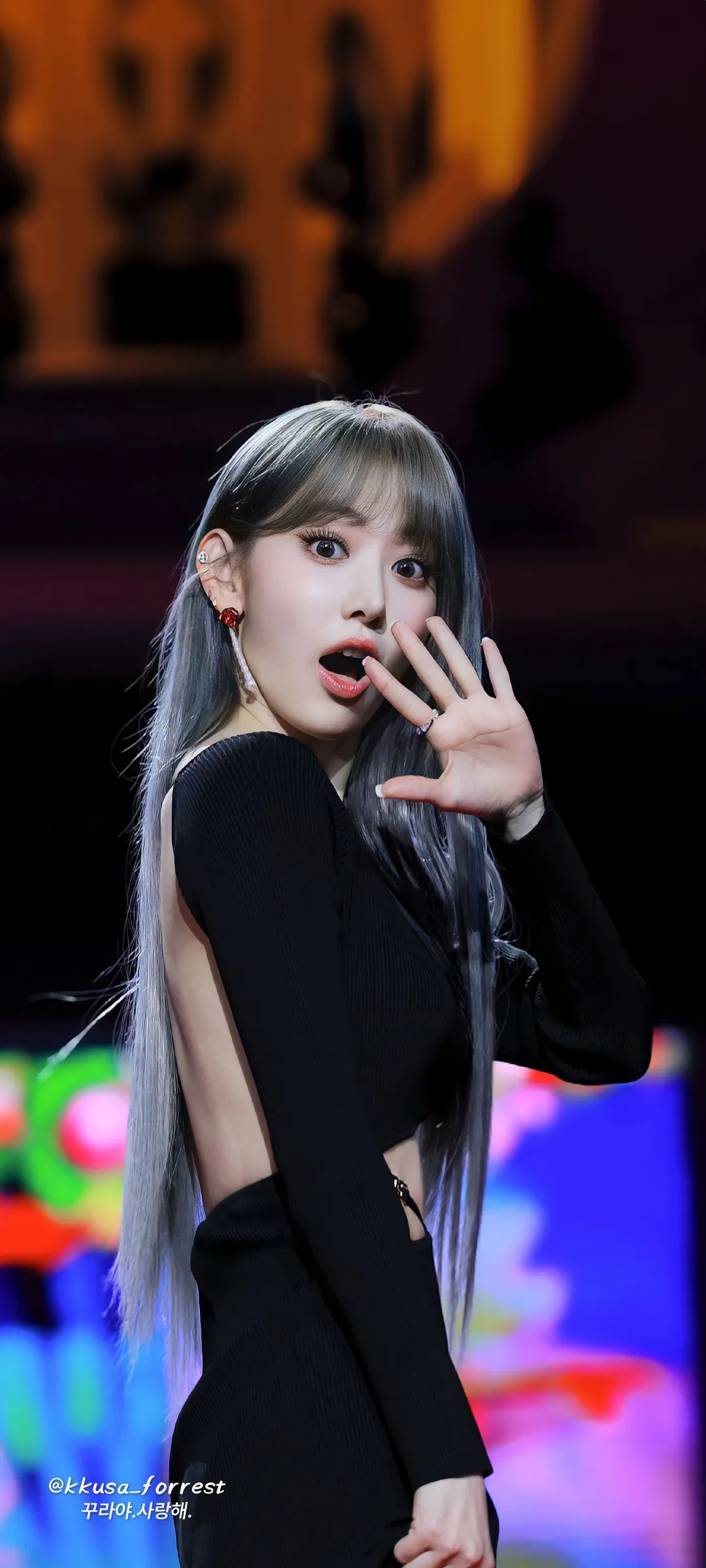 Fond d'écran de verrouillage mobile Sakura Miyawaki 4K HD télécharger — IZ*ONE, LE SSERAFIM