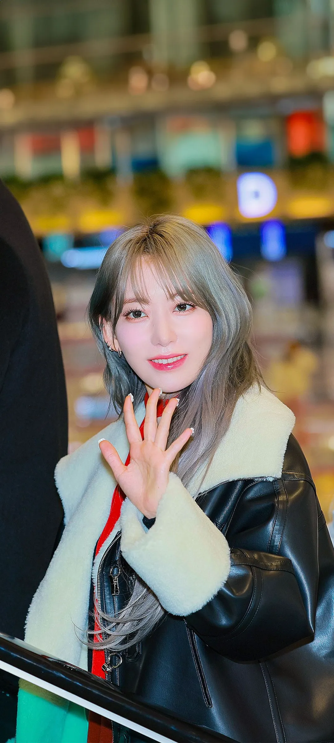 Fond d'écran de verrouillage mobile Sakura Miyawaki 4K HD télécharger — IZ*ONE, LE SSERAFIM