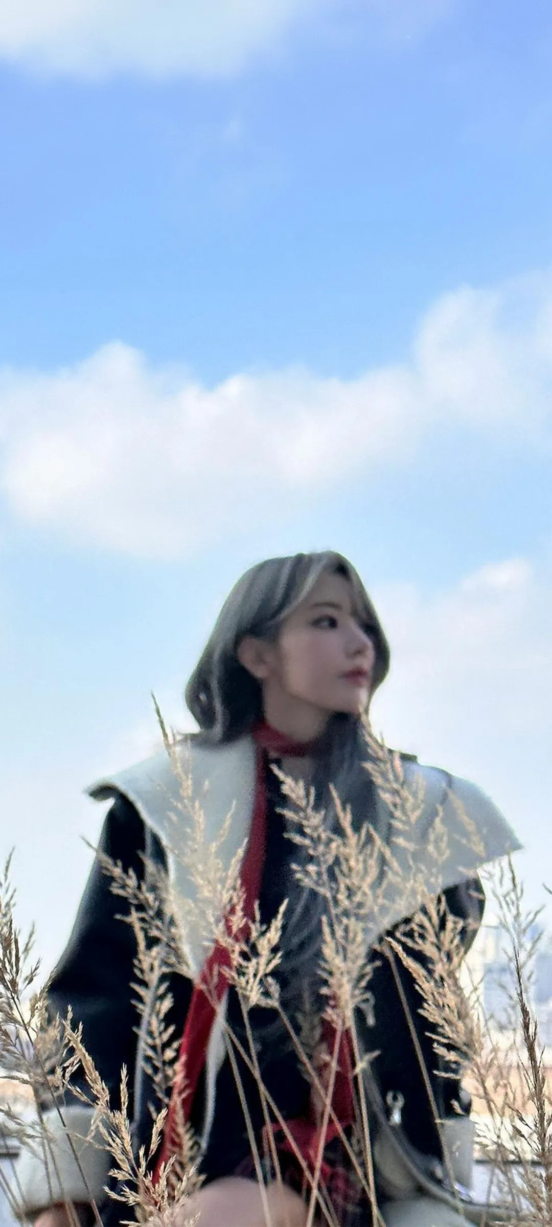 Fond d'écran de verrouillage mobile Sakura Miyawaki 4K HD télécharger — IZ*ONE, LE SSERAFIM