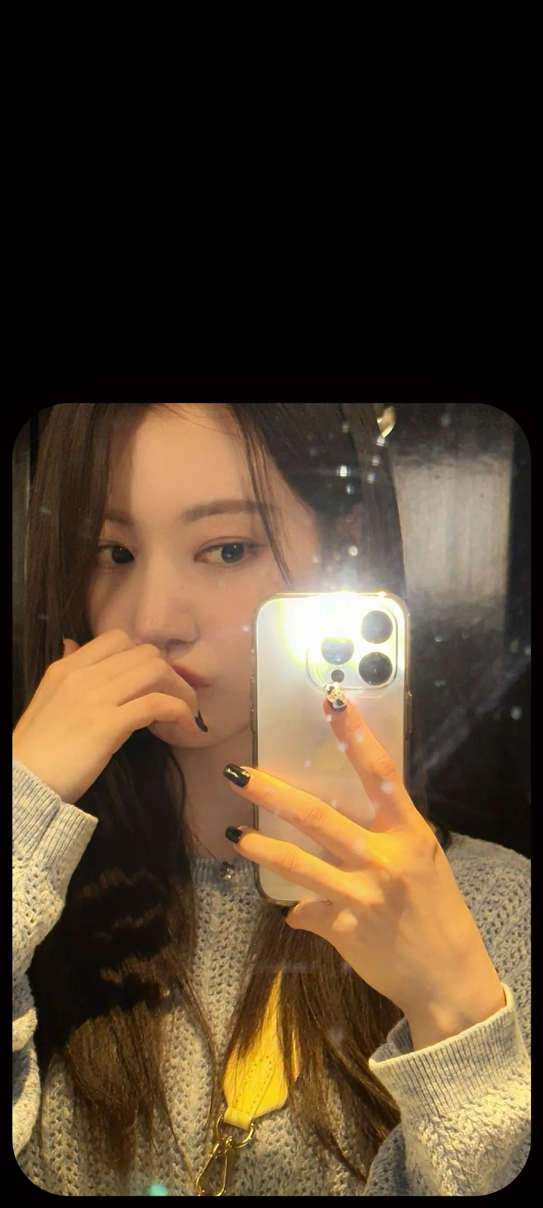 Fond d'écran de verrouillage mobile Sakura Miyawaki 4K HD télécharger — IZ*ONE, LE SSERAFIM