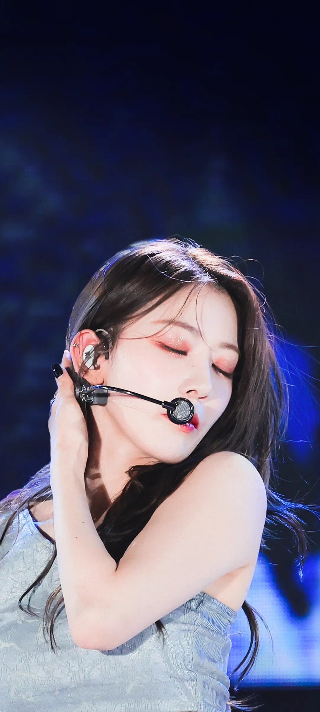 Fond d'écran de verrouillage mobile Sakura Miyawaki 4K HD télécharger — IZ*ONE, LE SSERAFIM