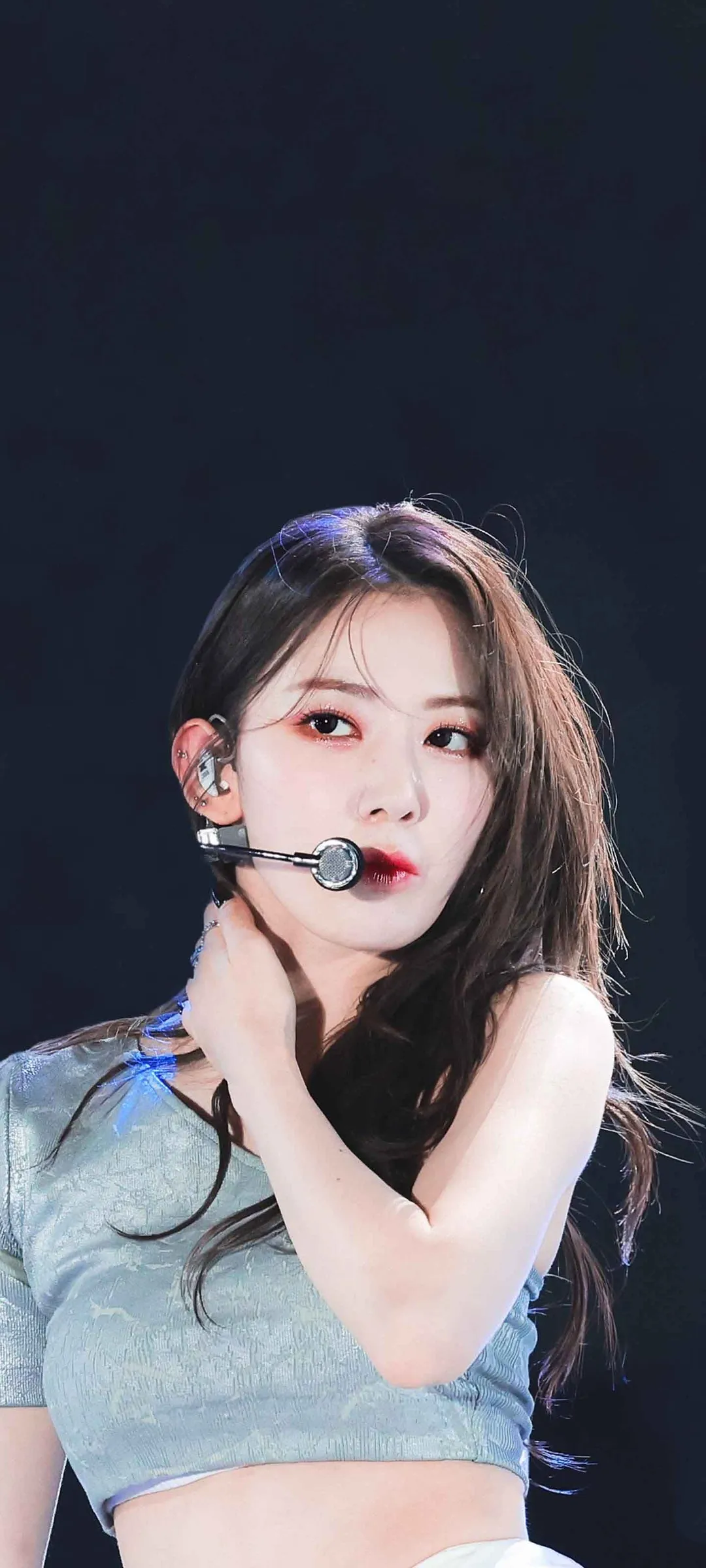 Fond d'écran de verrouillage mobile Sakura Miyawaki 4K HD télécharger — IZ*ONE, LE SSERAFIM