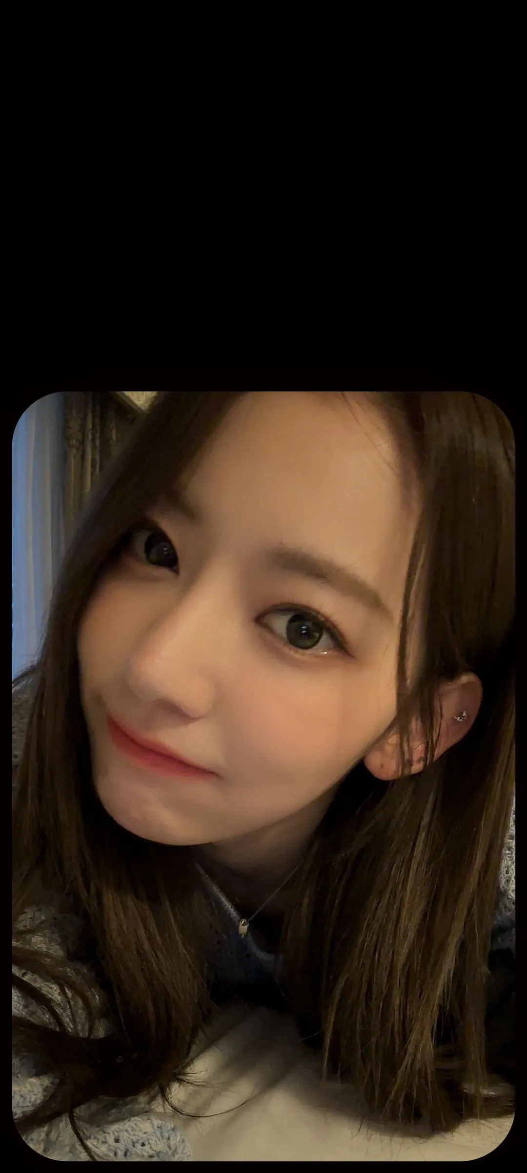 Fond d'écran de verrouillage mobile Sakura Miyawaki 4K HD télécharger — IZ*ONE, LE SSERAFIM