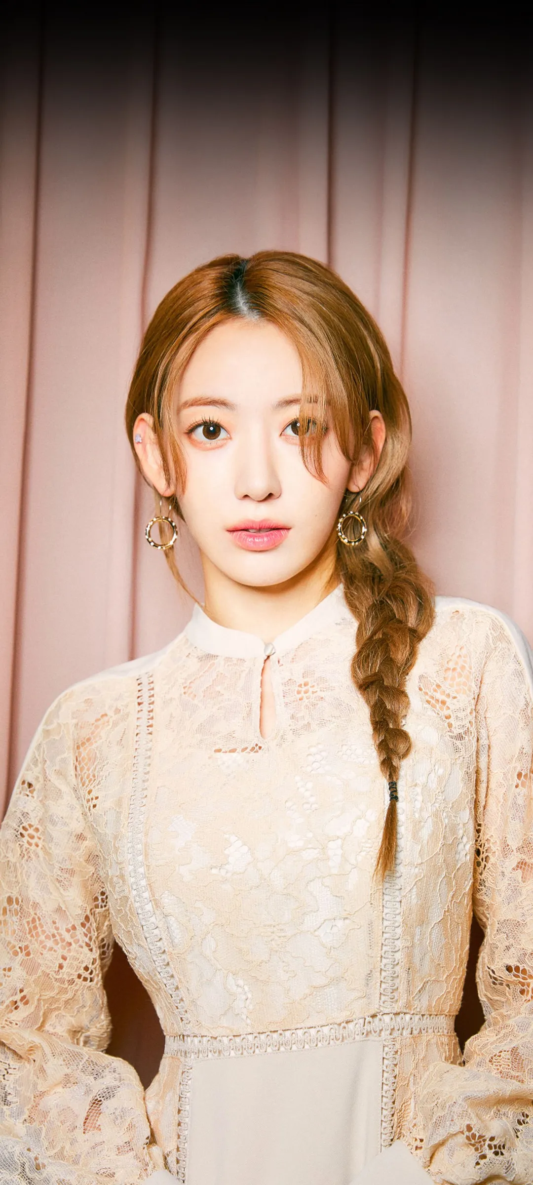 Fond d'écran de verrouillage mobile Sakura Miyawaki 4K HD télécharger — IZ*ONE, LE SSERAFIM