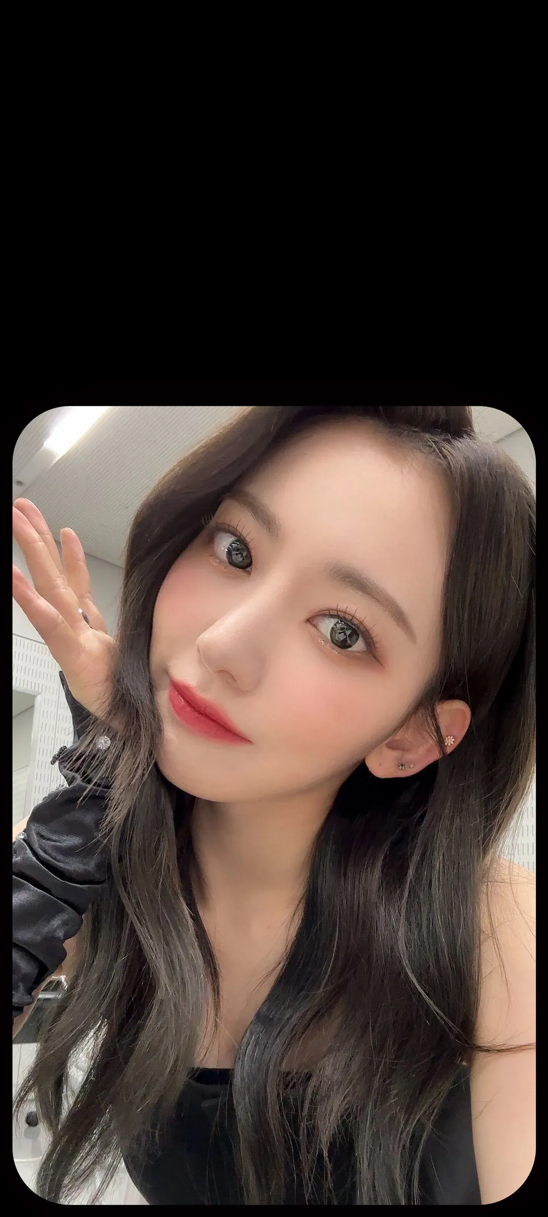 Fond d'écran de verrouillage mobile Sakura Miyawaki 4K HD télécharger — IZ*ONE, LE SSERAFIM