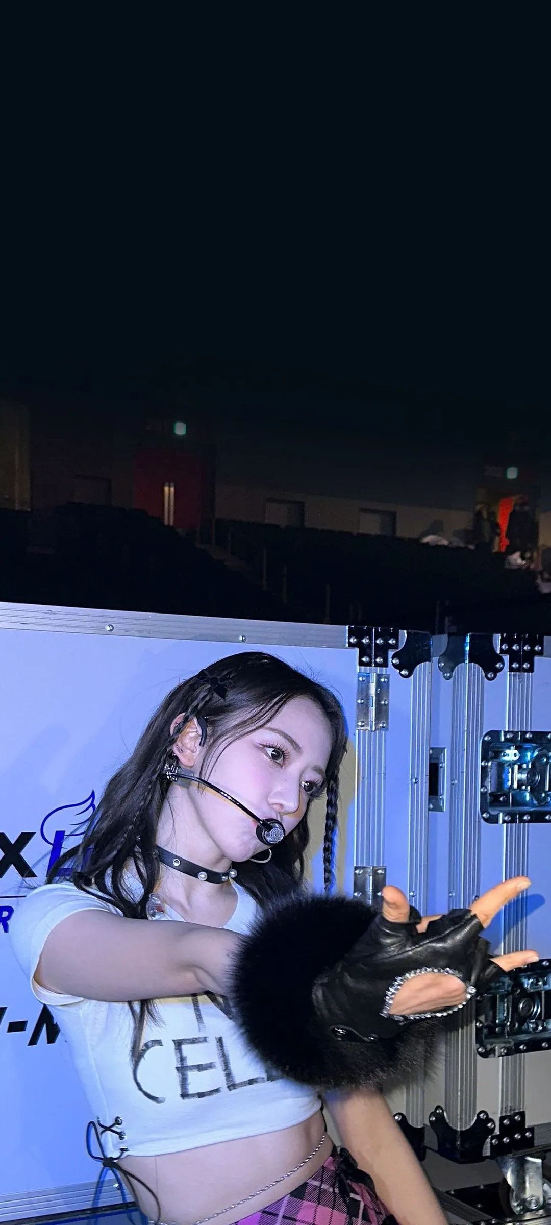 Fond d'écran de verrouillage mobile Sakura Miyawaki 4K HD télécharger — IZ*ONE, LE SSERAFIM