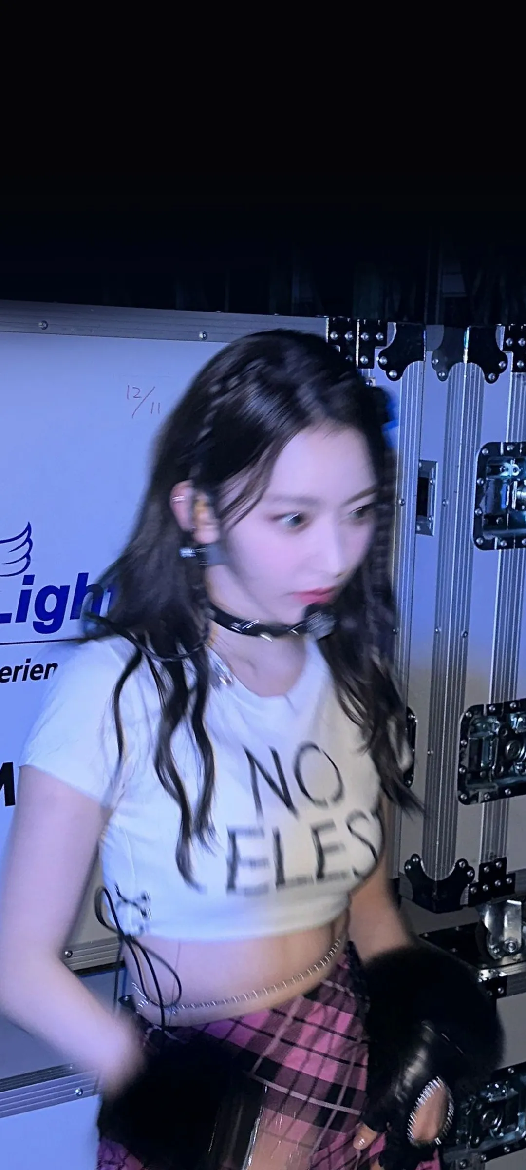 Fond d'écran de verrouillage mobile Sakura Miyawaki 4K HD télécharger — IZ*ONE, LE SSERAFIM
