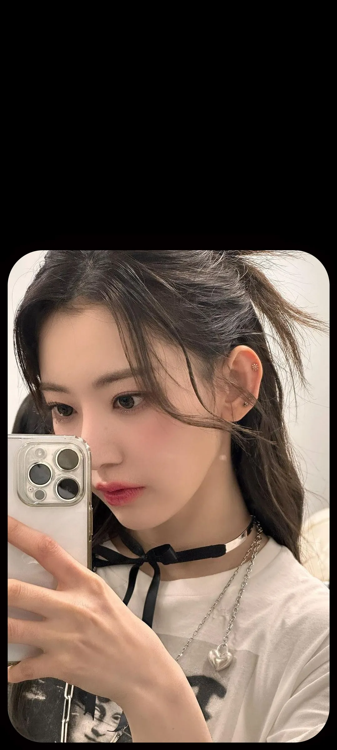 Fond d'écran de verrouillage mobile Sakura Miyawaki 4K HD télécharger — IZ*ONE, LE SSERAFIM