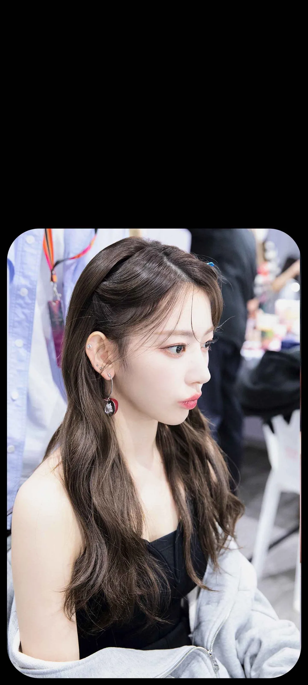 Fond d'écran de verrouillage mobile Sakura Miyawaki 4K HD télécharger — IZ*ONE, LE SSERAFIM