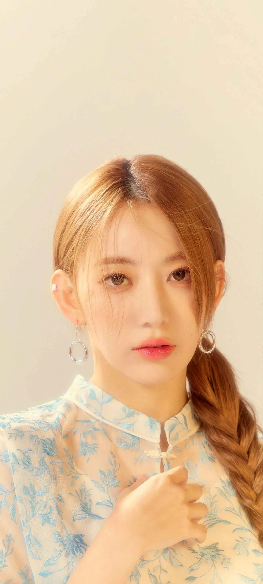 Fond d'écran de verrouillage mobile Sakura Miyawaki 4K HD télécharger — IZ*ONE, LE SSERAFIM