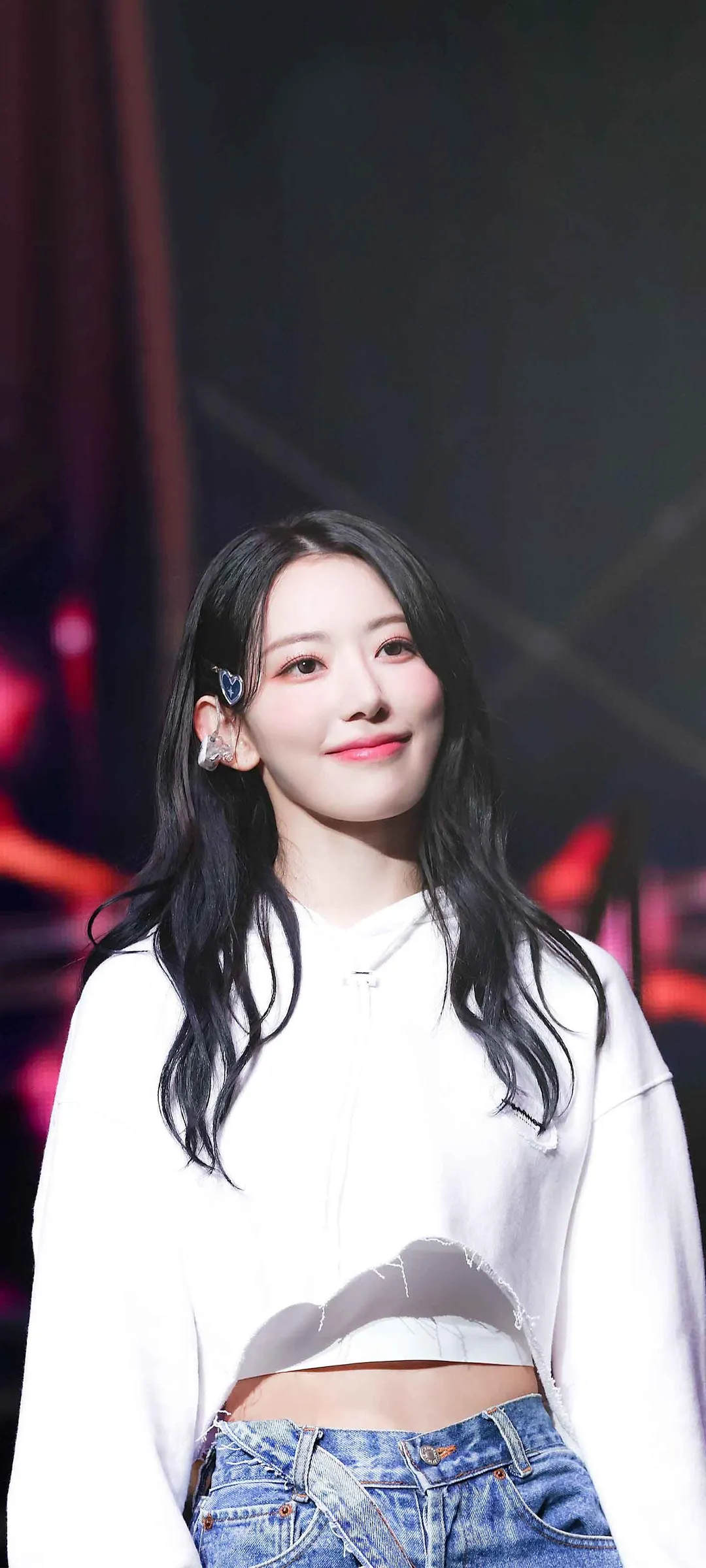 Fond d'écran de verrouillage mobile Sakura Miyawaki 4K HD télécharger — IZ*ONE, LE SSERAFIM
