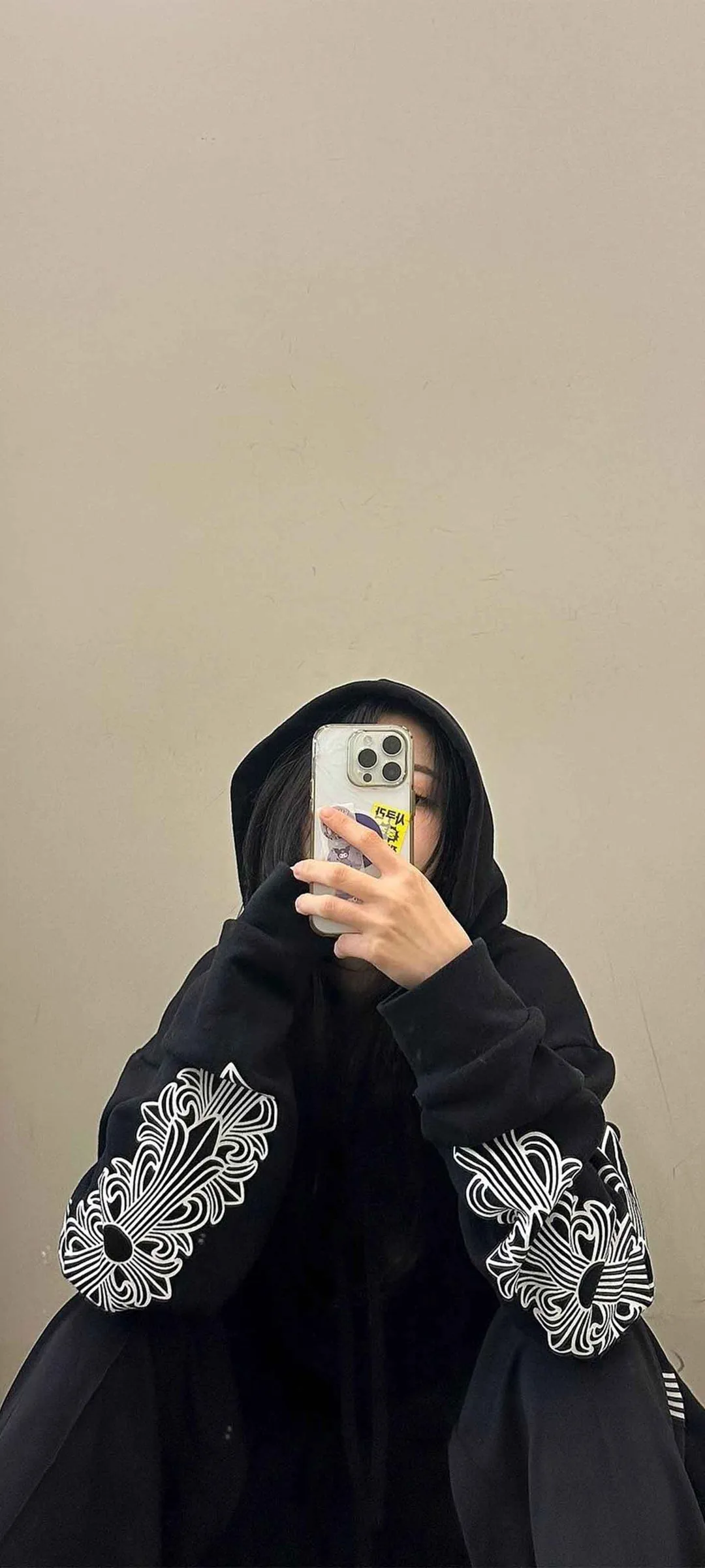 Fond d'écran de verrouillage mobile Sakura Miyawaki 4K HD télécharger — IZ*ONE, LE SSERAFIM