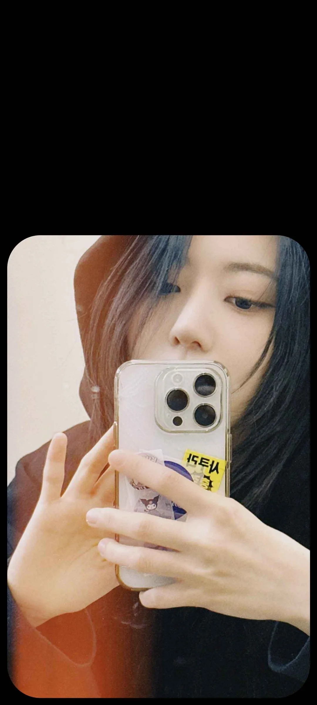 Fond d'écran de verrouillage mobile Sakura Miyawaki 4K HD télécharger — IZ*ONE, LE SSERAFIM