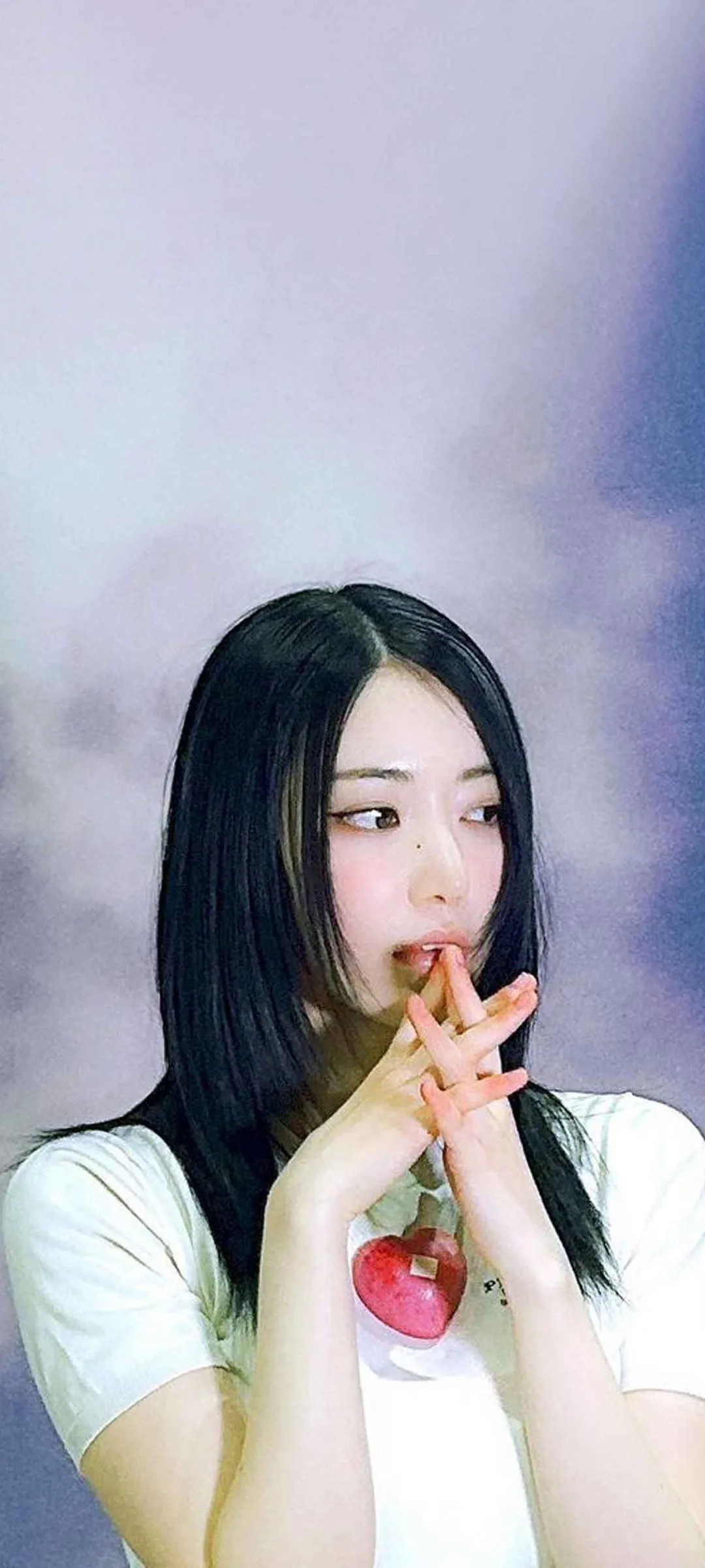 Fond d'écran de verrouillage mobile Sakura Miyawaki 4K HD télécharger — IZ*ONE, LE SSERAFIM