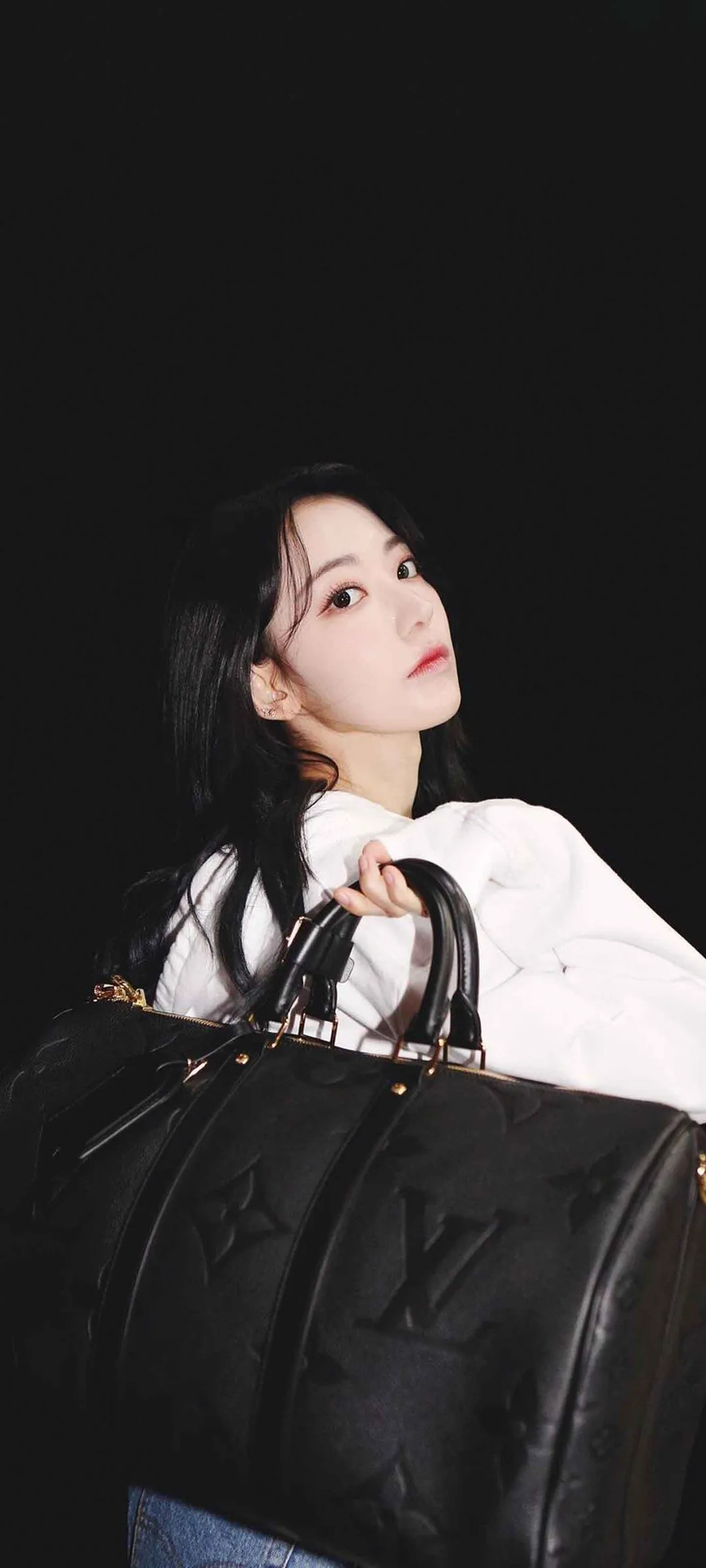 Fond d'écran de verrouillage mobile Sakura Miyawaki 4K HD télécharger — IZ*ONE, LE SSERAFIM
