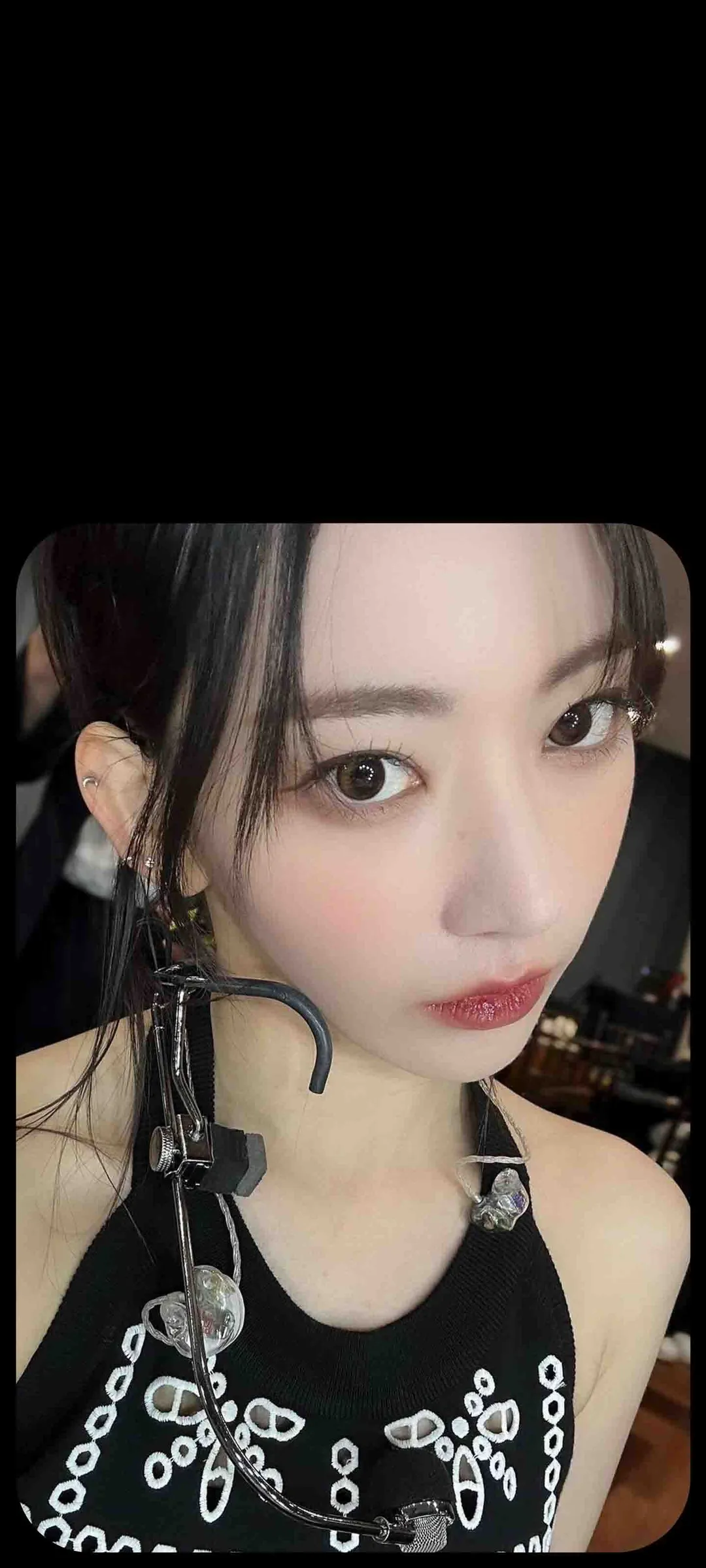 Fond d'écran de verrouillage mobile Sakura Miyawaki 4K HD télécharger — IZ*ONE, LE SSERAFIM