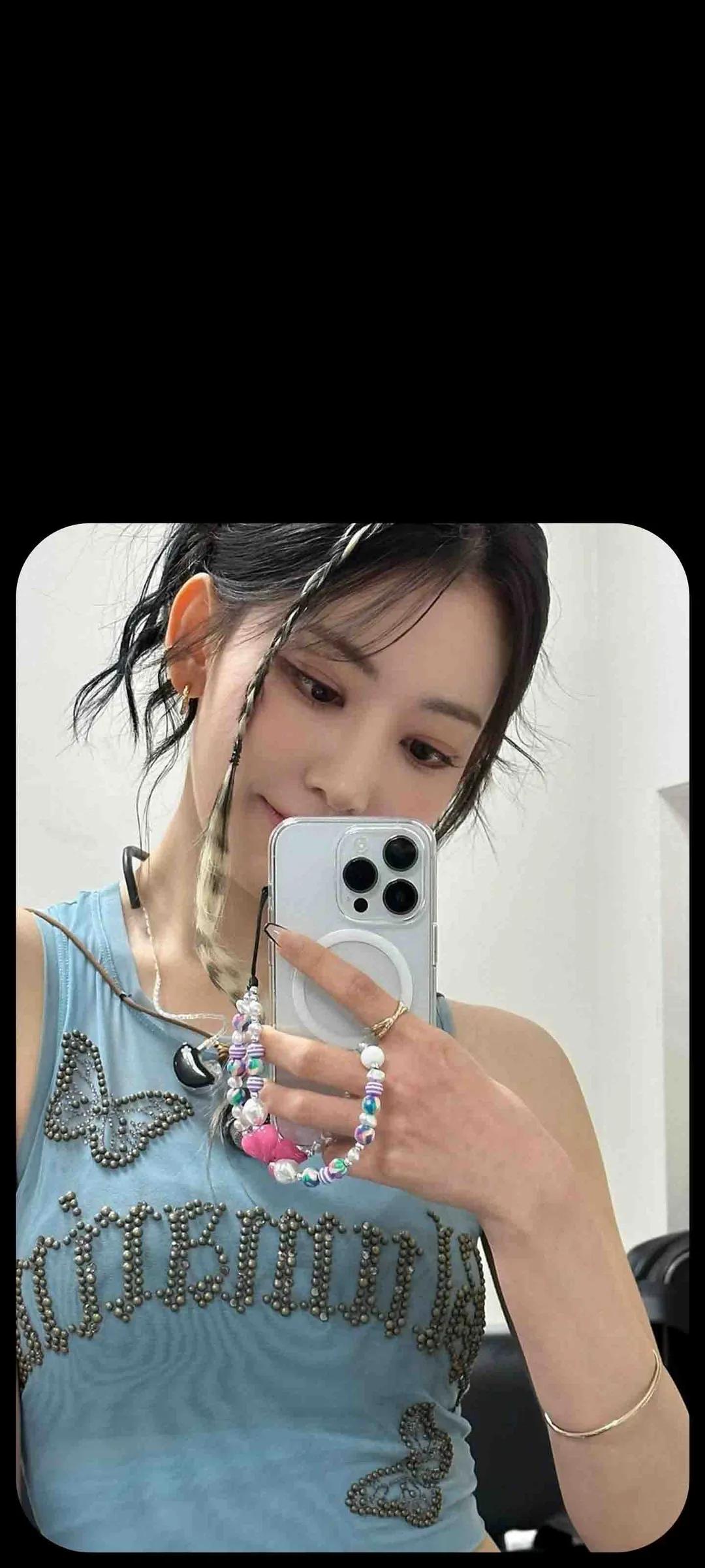Fond d'écran de verrouillage mobile Sakura Miyawaki 4K HD télécharger — IZ*ONE, LE SSERAFIM