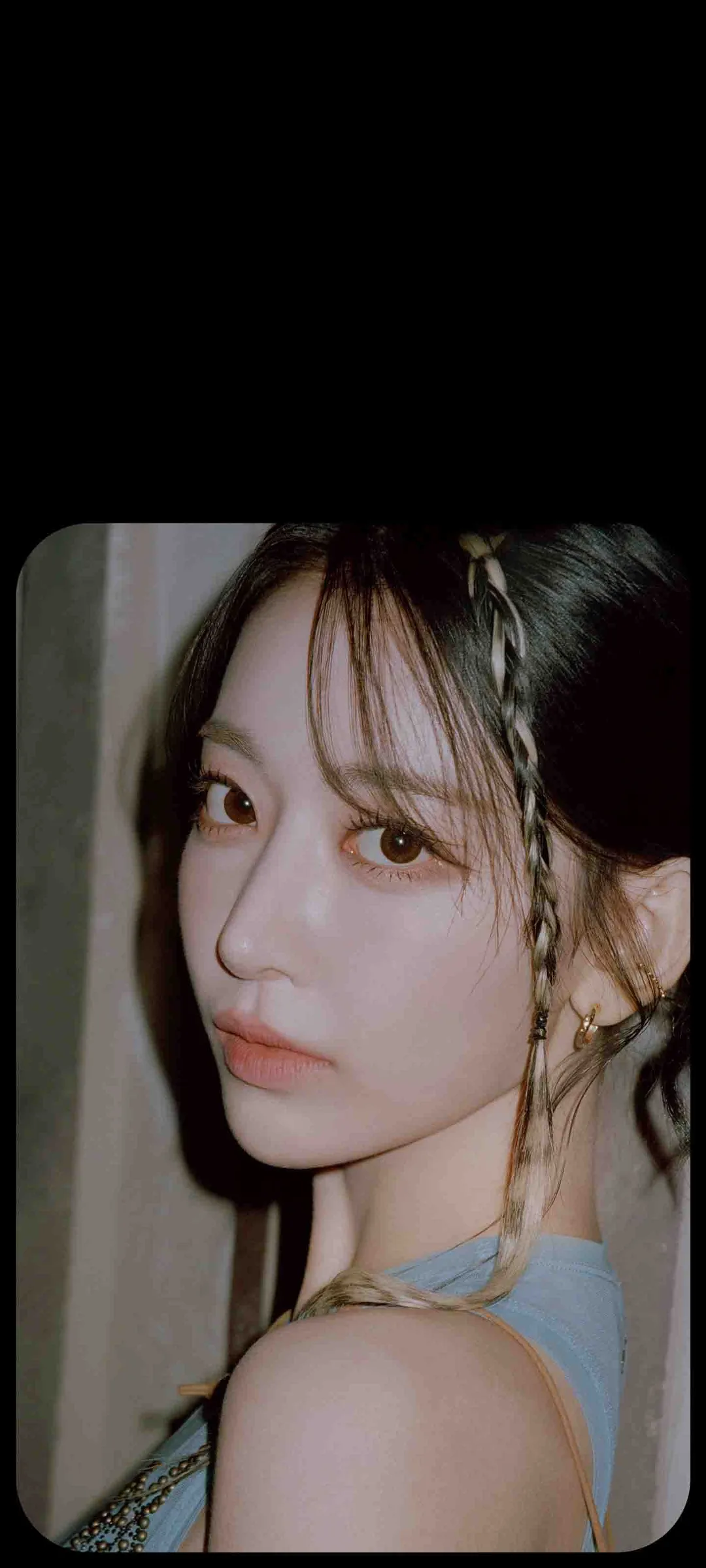 Fond d'écran de verrouillage mobile Sakura Miyawaki 4K HD télécharger — IZ*ONE, LE SSERAFIM