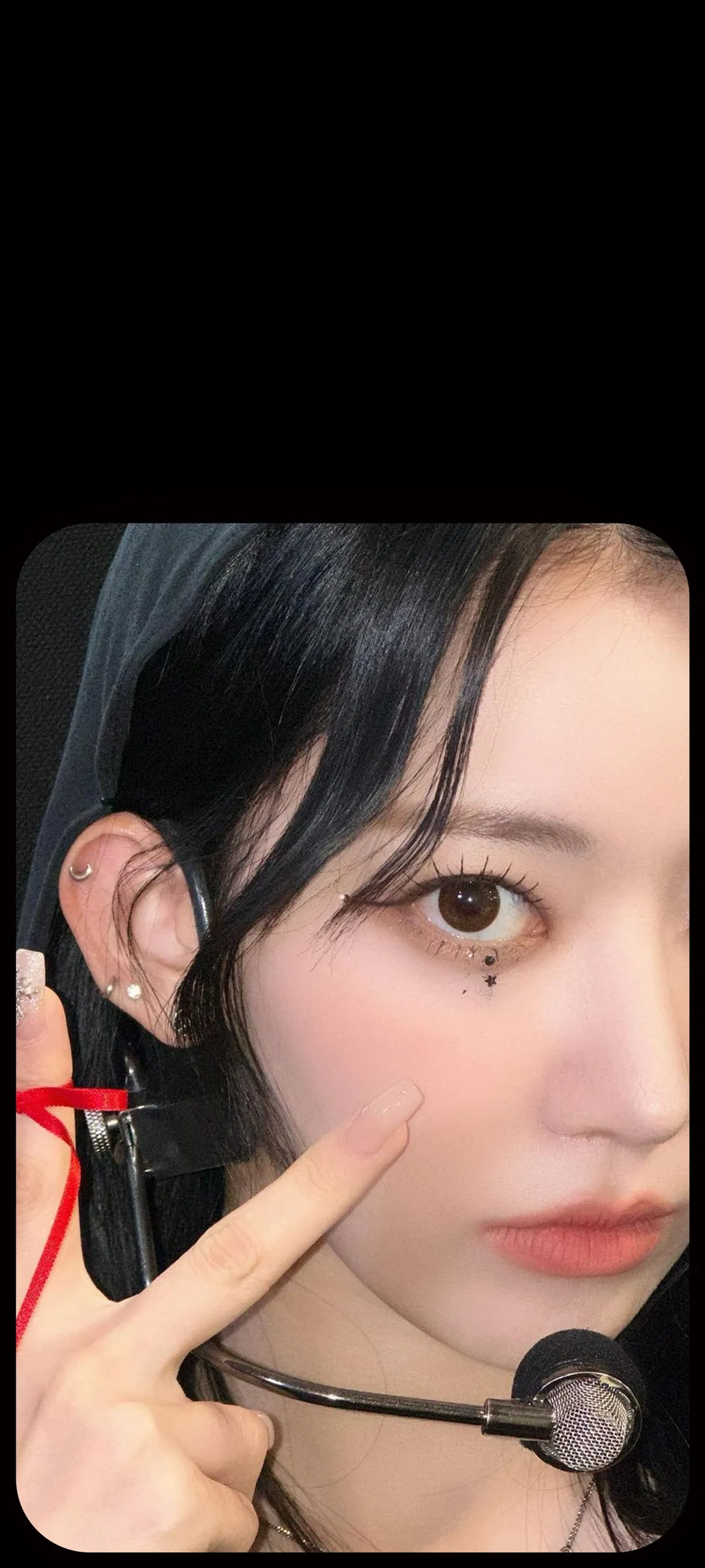 Fond d'écran de verrouillage mobile Sakura Miyawaki 4K HD télécharger — IZ*ONE, LE SSERAFIM