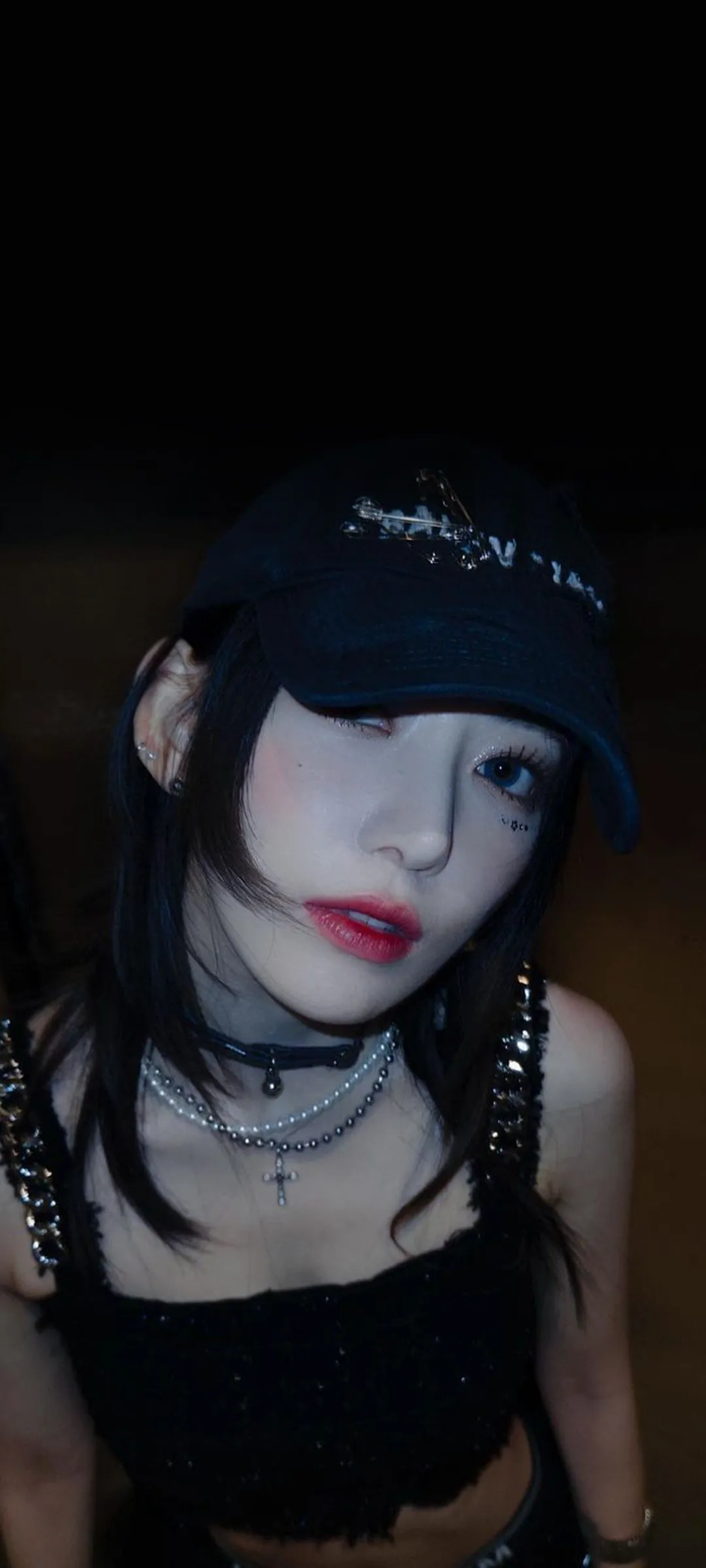 Fond d'écran de verrouillage mobile Sakura Miyawaki 4K HD télécharger — IZ*ONE, LE SSERAFIM