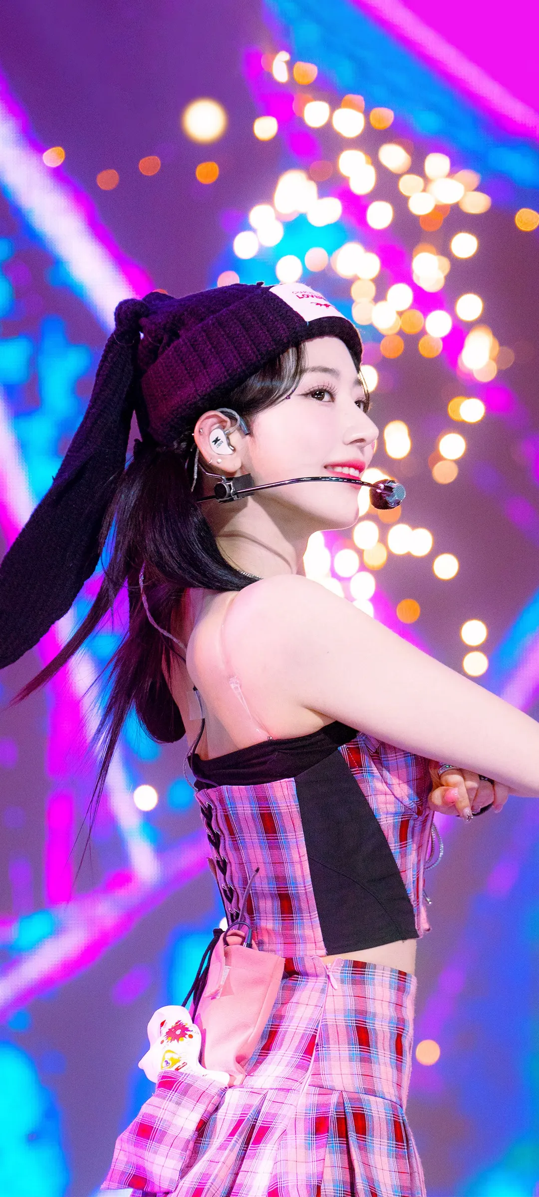 Fond d'écran de verrouillage mobile Sakura Miyawaki 4K HD télécharger — IZ*ONE, LE SSERAFIM