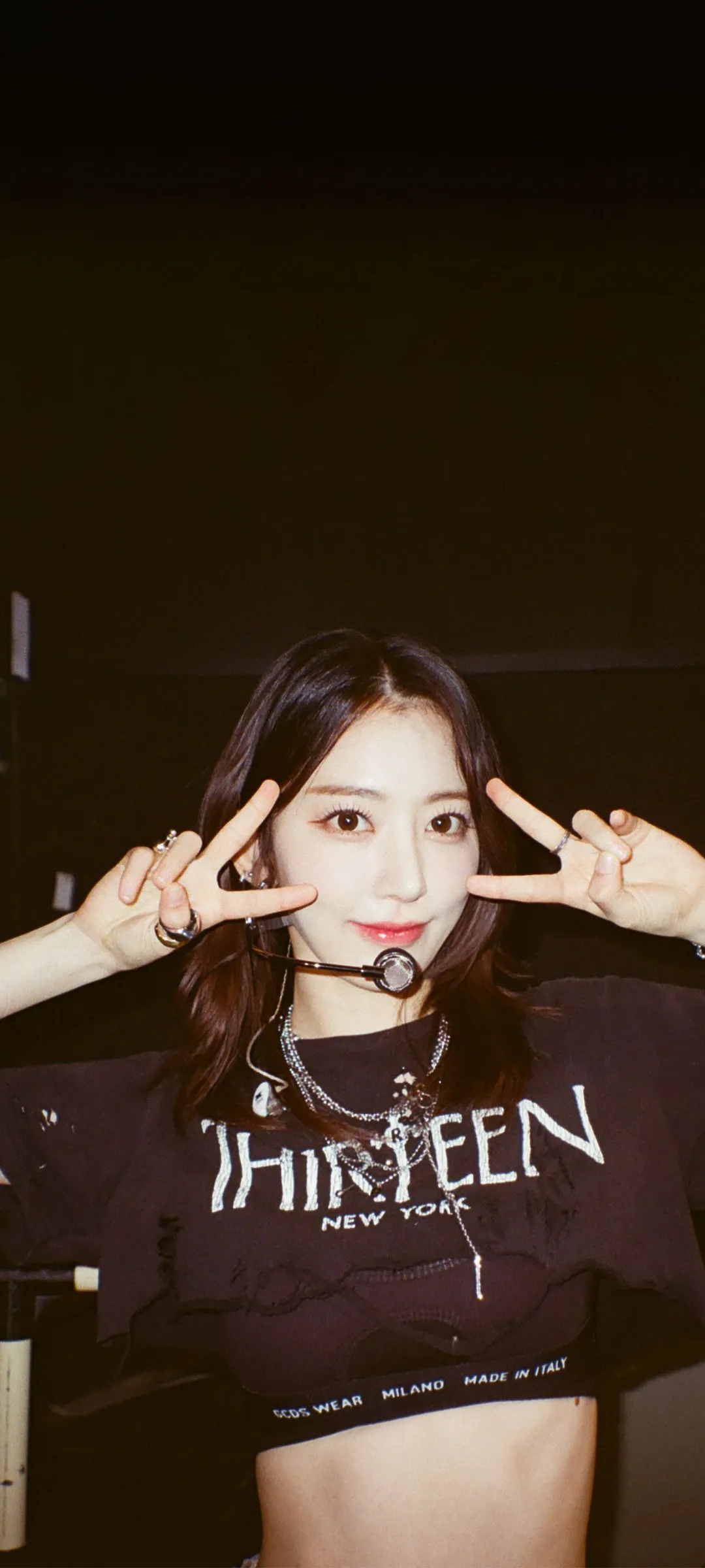 Fond d'écran de verrouillage mobile Sakura Miyawaki 4K HD télécharger — IZ*ONE, LE SSERAFIM