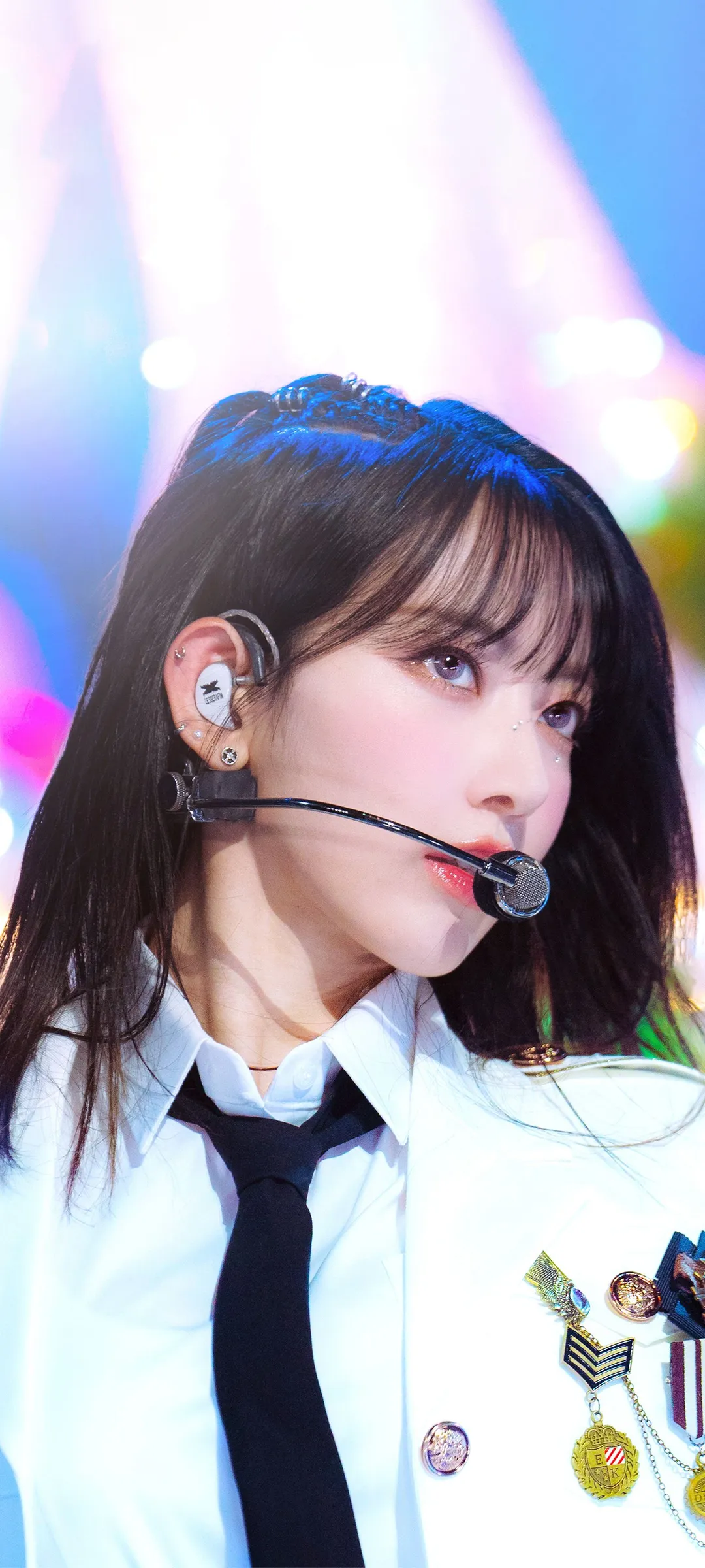 Fond d'écran de verrouillage mobile Sakura Miyawaki 4K HD télécharger — IZ*ONE, LE SSERAFIM