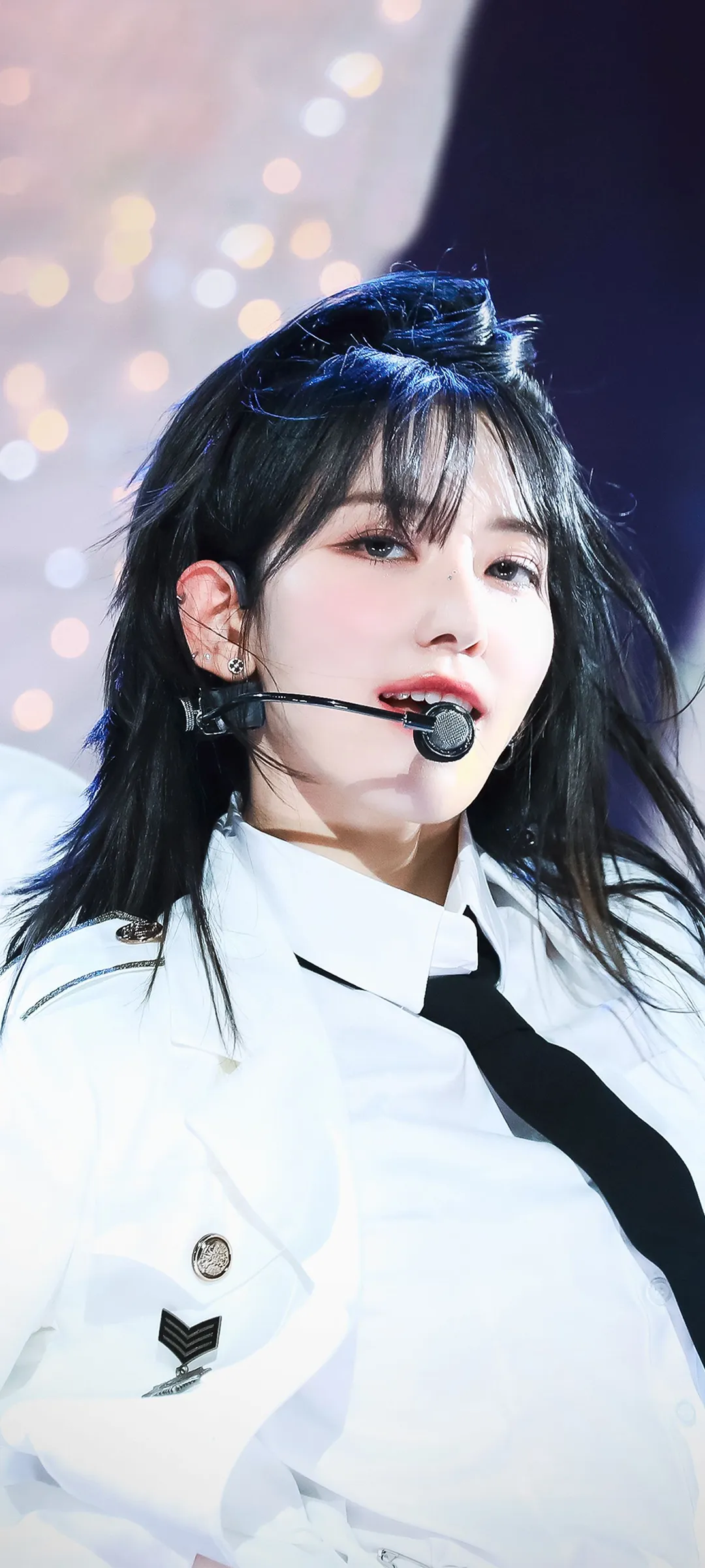 Fond d'écran de verrouillage mobile Sakura Miyawaki 4K HD télécharger — IZ*ONE, LE SSERAFIM