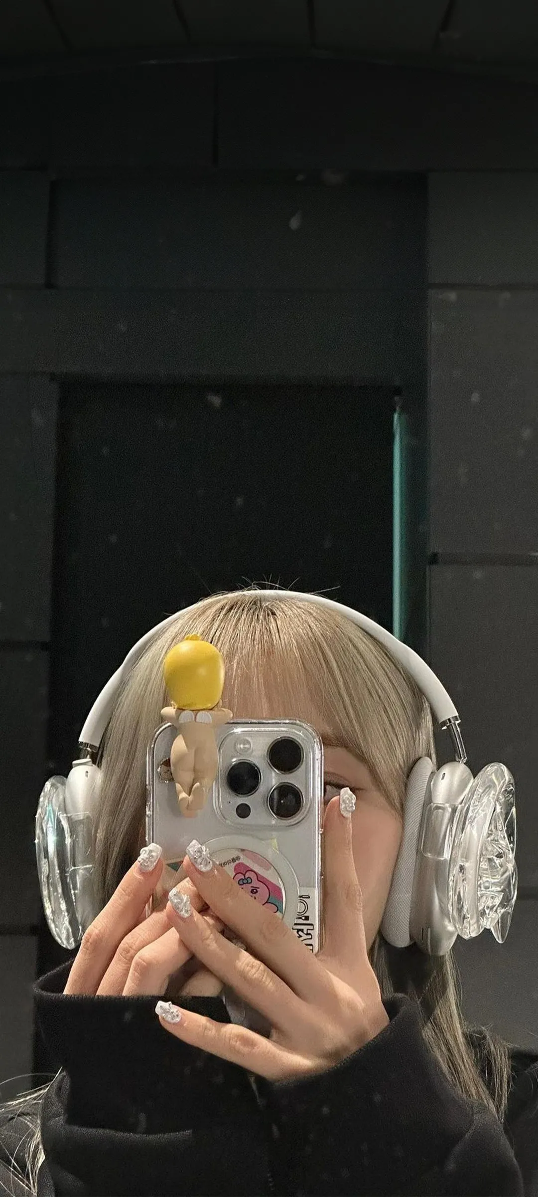 Fond d'écran de verrouillage mobile Sakura Miyawaki 4K HD télécharger — IZ*ONE, LE SSERAFIM