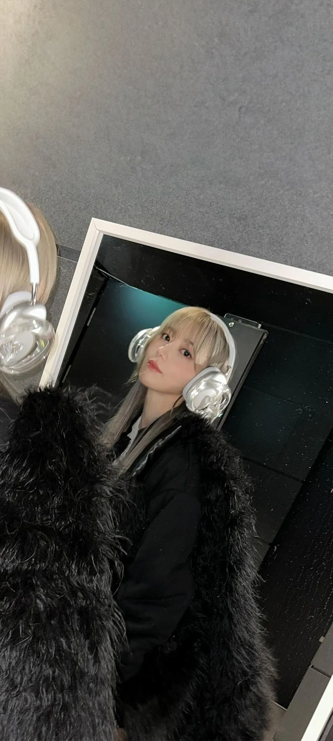Fond d'écran de verrouillage mobile Sakura Miyawaki 4K HD télécharger — IZ*ONE, LE SSERAFIM