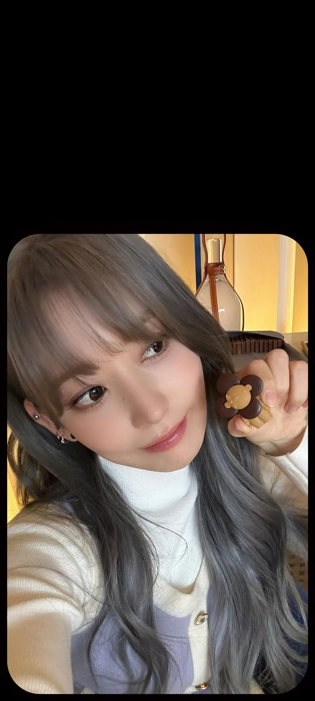 Fond d'écran de verrouillage mobile Sakura Miyawaki 4K HD télécharger — IZ*ONE, LE SSERAFIM